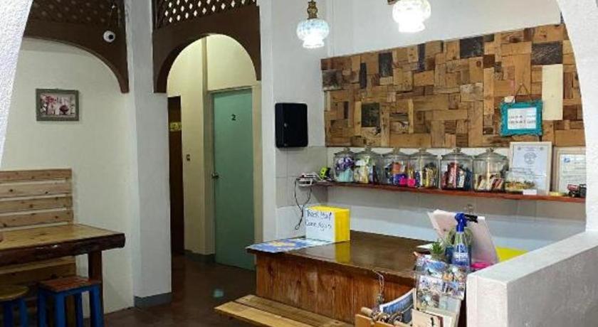 Jiji's Hostel