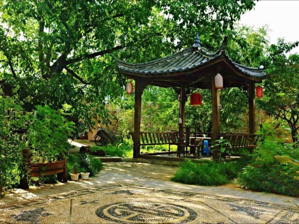 Lijiang Baisha Holiday Resort