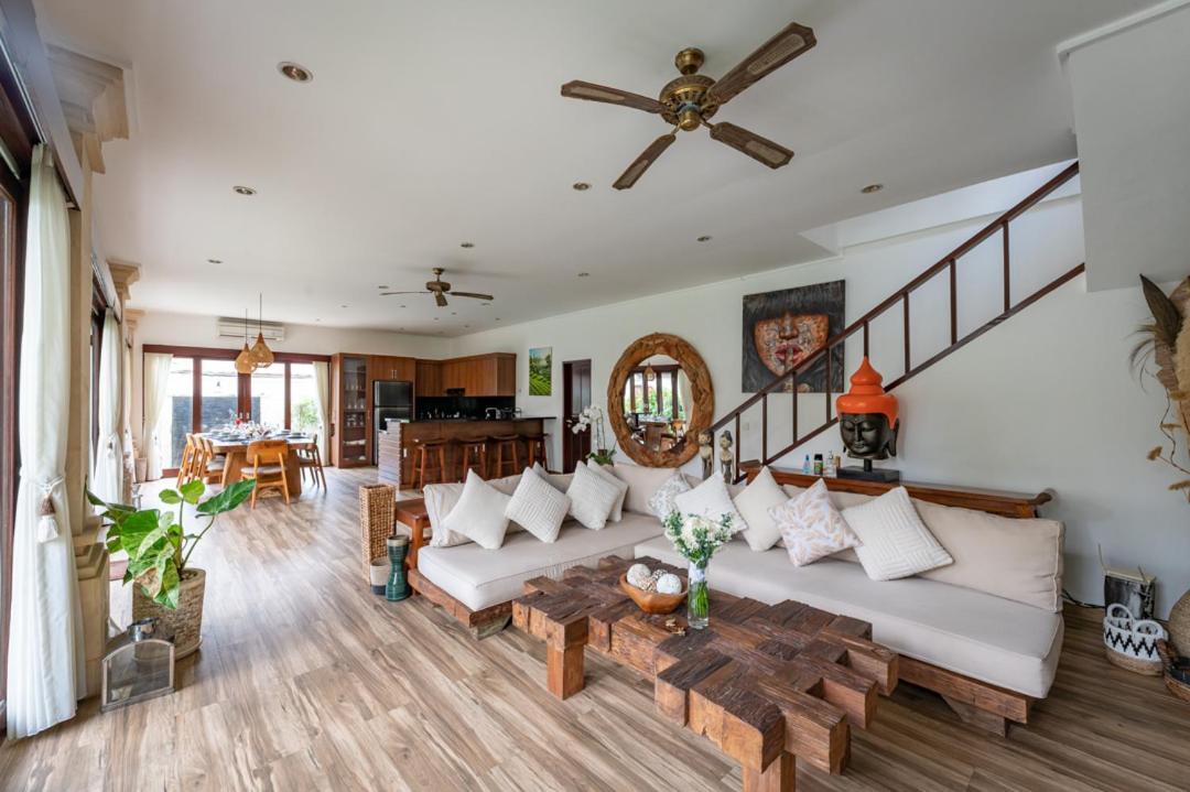 Villa Cemara managed by Villa Bugis view 4