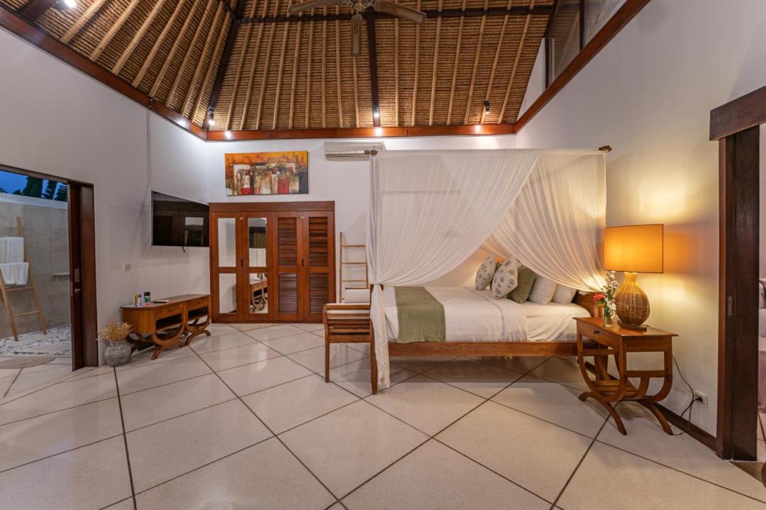 Villa Cemara managed by Villa Bugis view 3