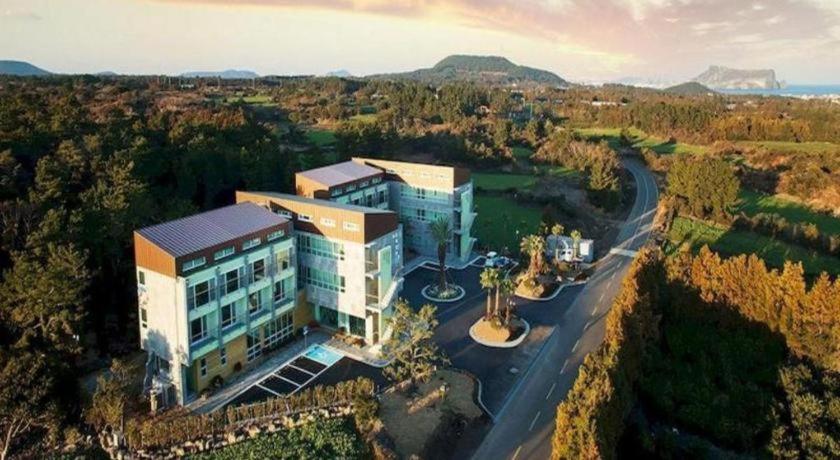 Jeju Hue Resort