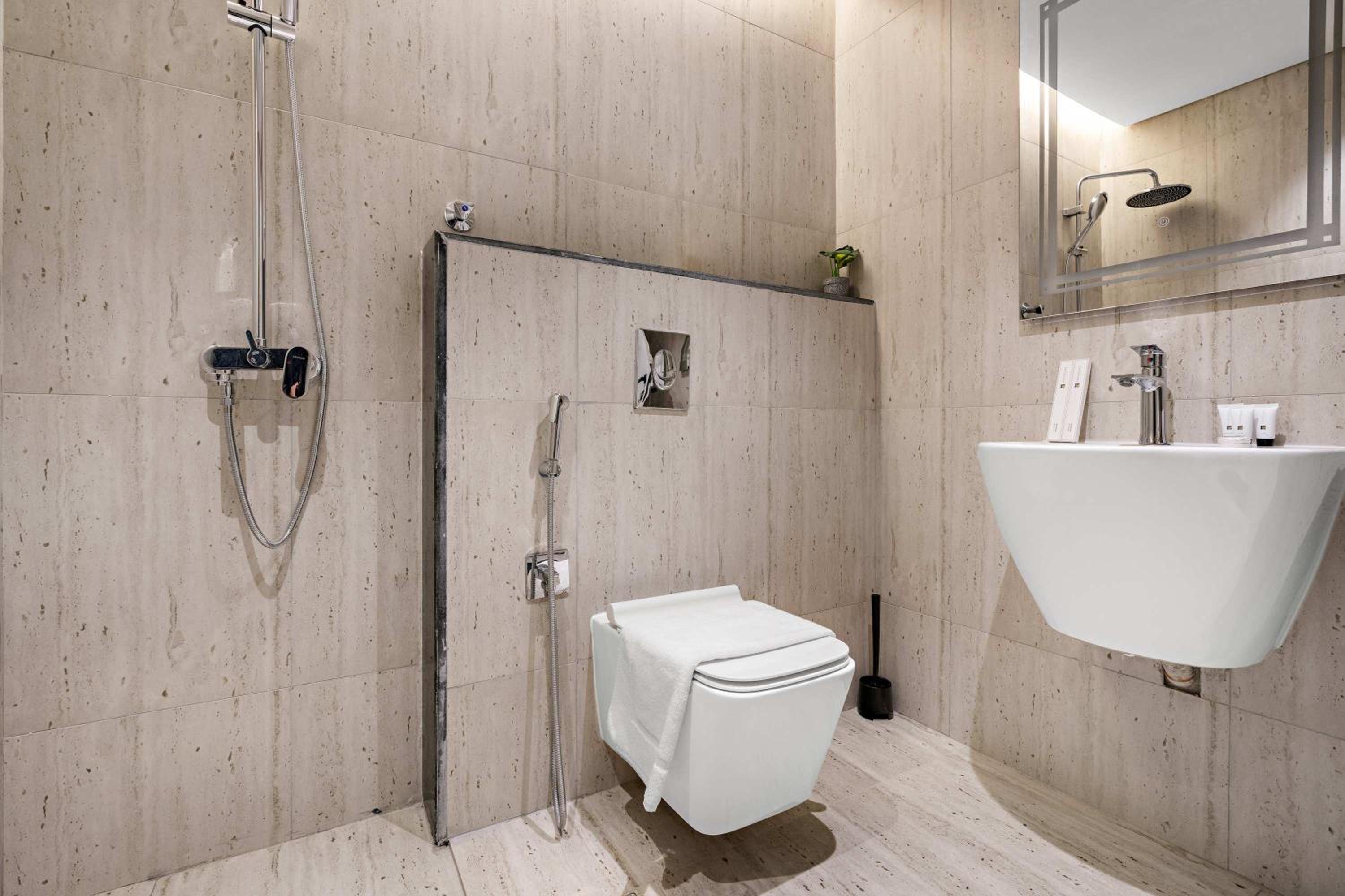 Silkhaus New & Modern 3BDR at Majidia in Al Nada