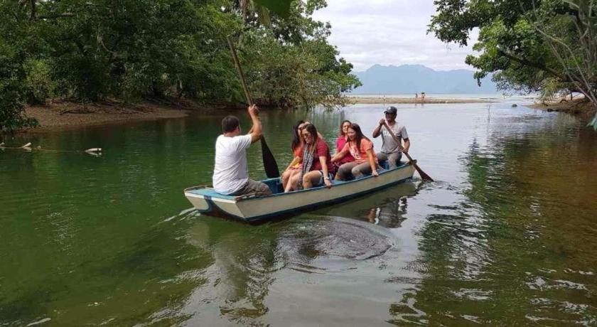 Nature Green Forest Resort