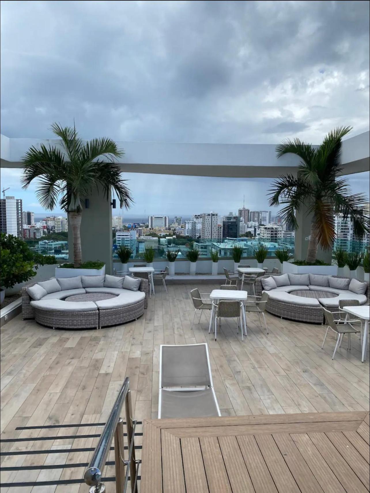 Arpel 6 SantoDomingo CItySeaView
