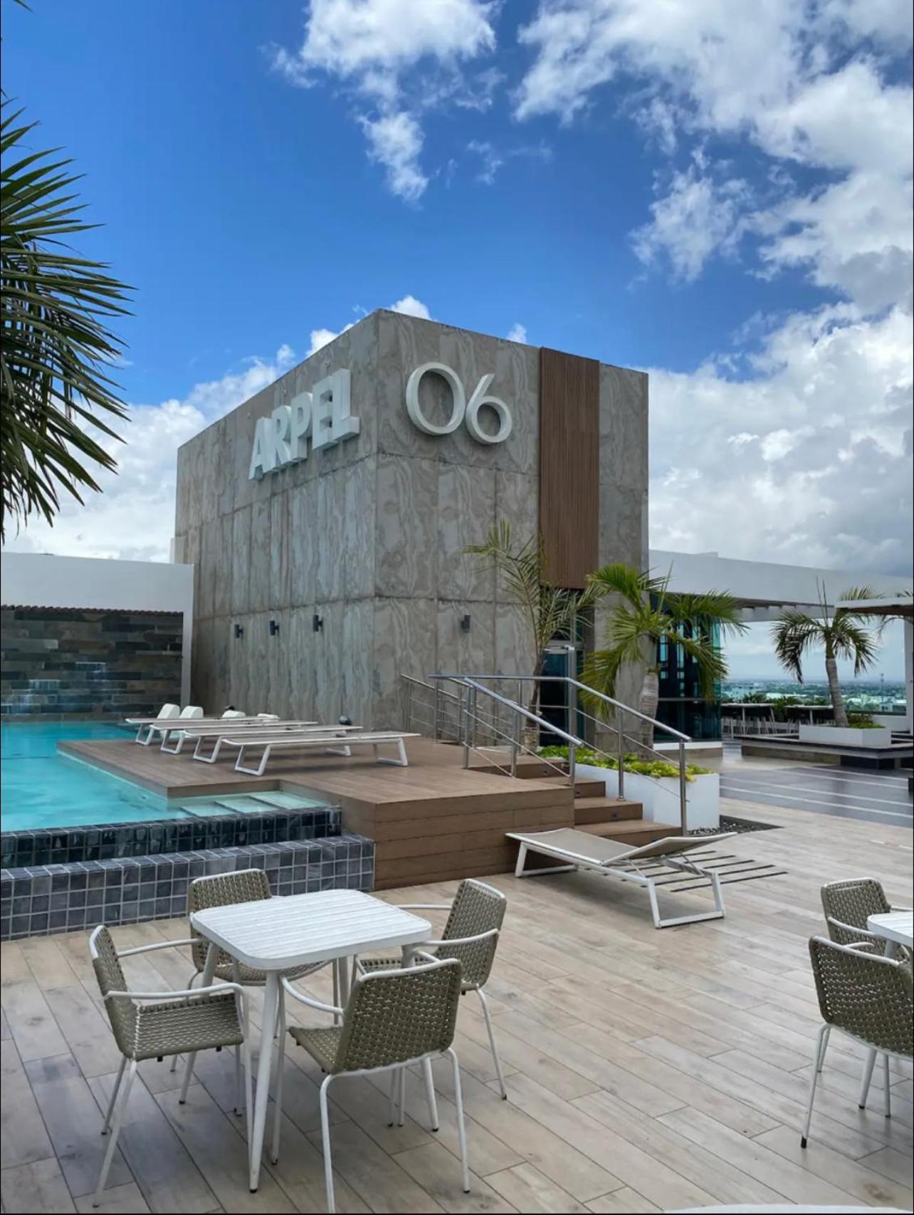 Arpel 6 SantoDomingo CItySeaView