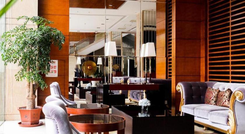Leisure Hotel