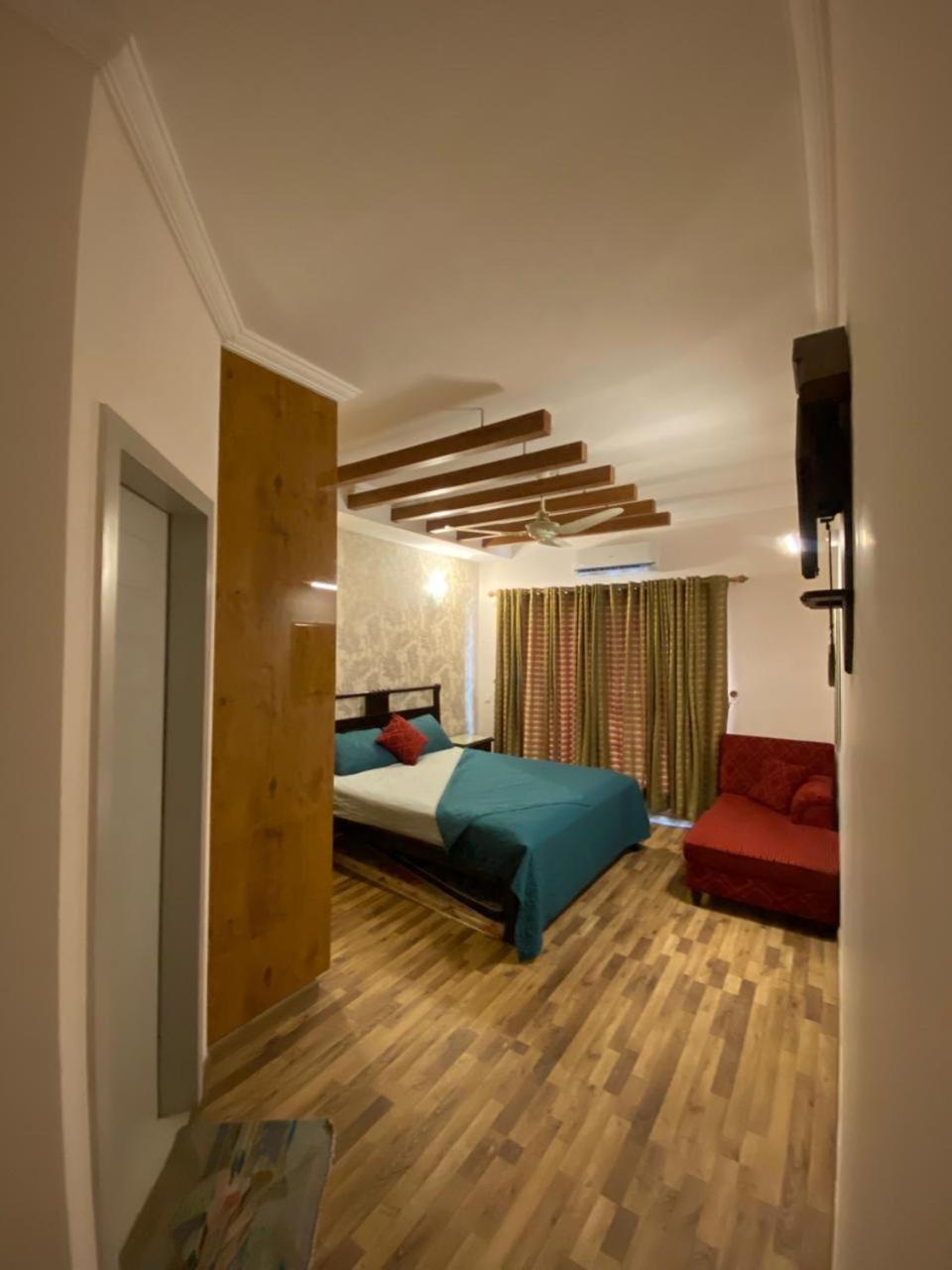 Harbor Heaven 1 bedroom apartment view 3