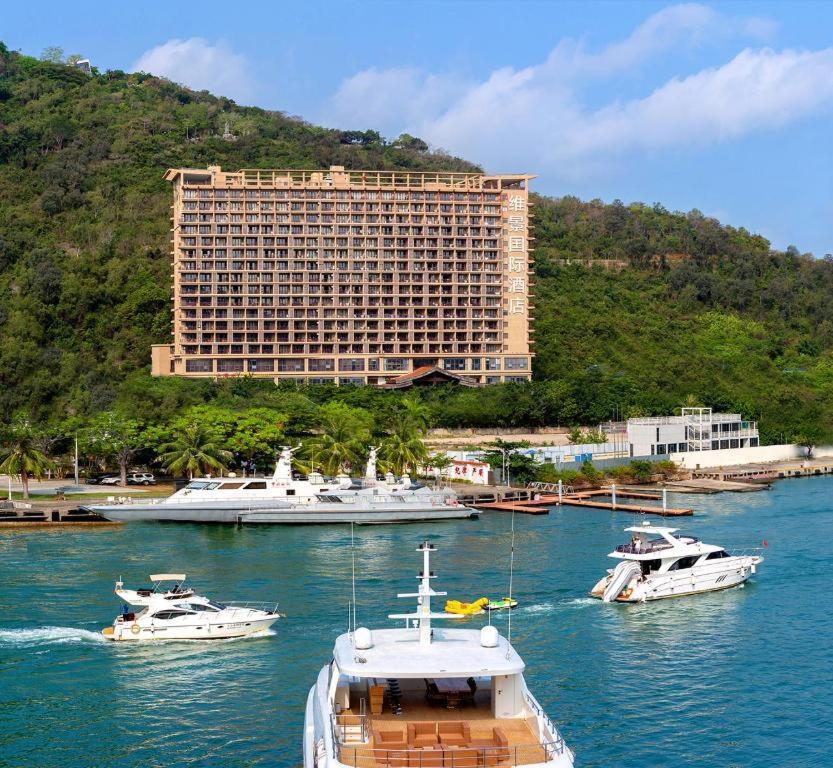 Grand Metro Park Bay Hotel