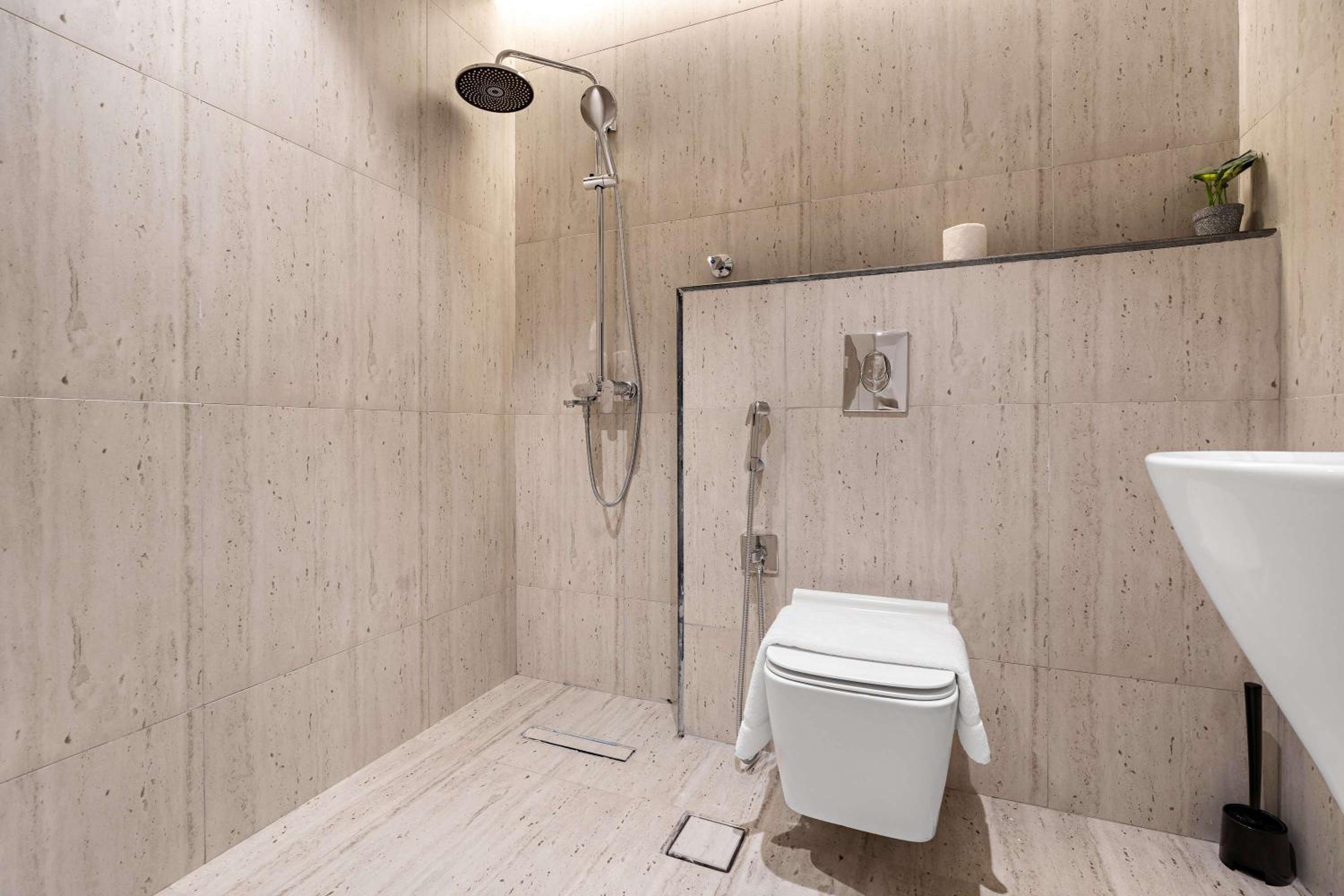 Silkhaus New & Modern 3BDR at Majidia in Al Nada
