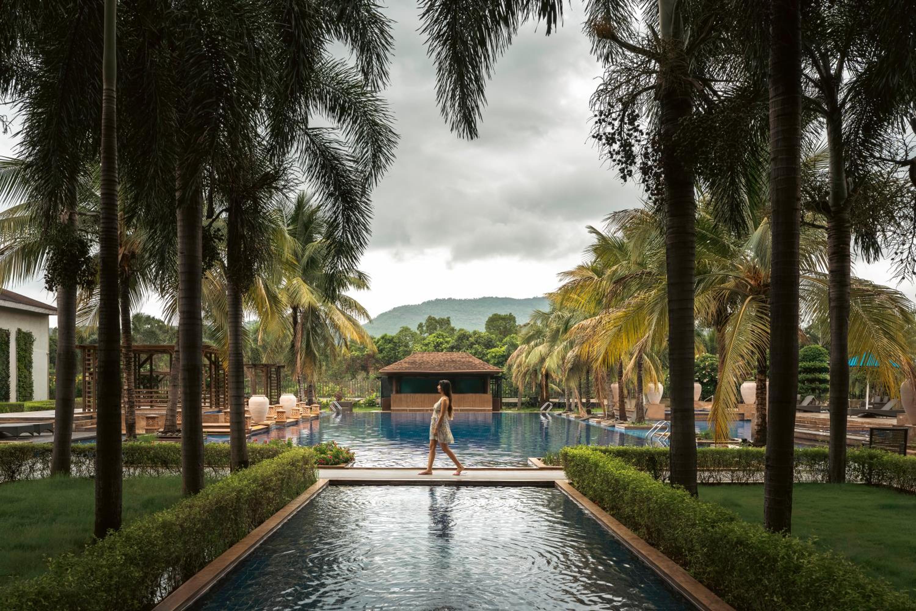 Radisson Blu Plaza Resort & Convention Centre Karjat