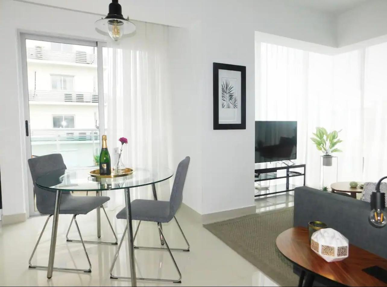 Piantini Next To Dolciere 1Br2Bds3Px WiFi view 4