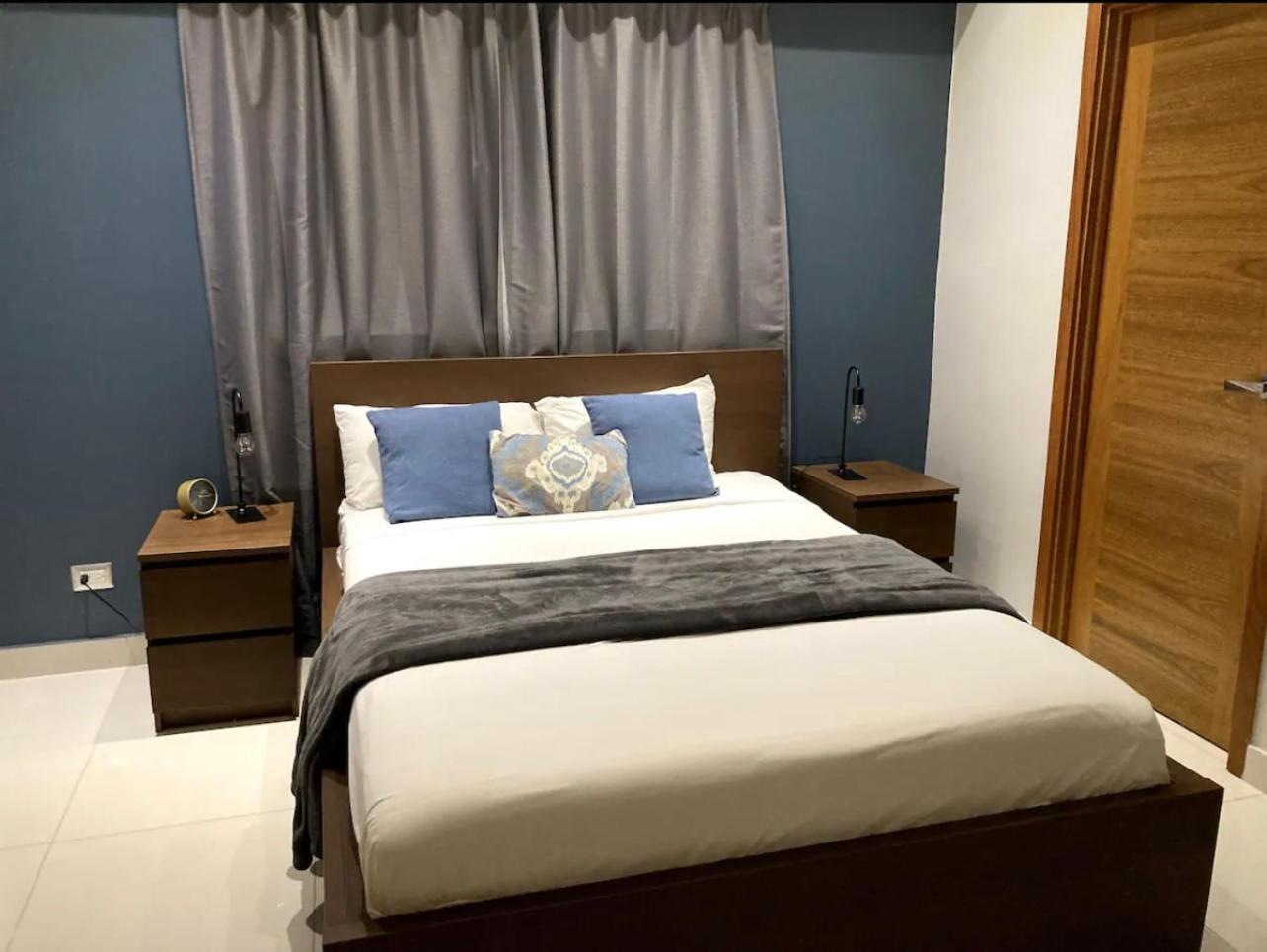 Piantini Next To Dolciere 1Br2Bds3Px WiFi view 2