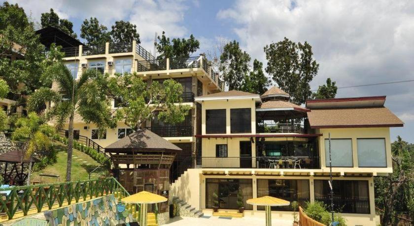 Seascape Resort