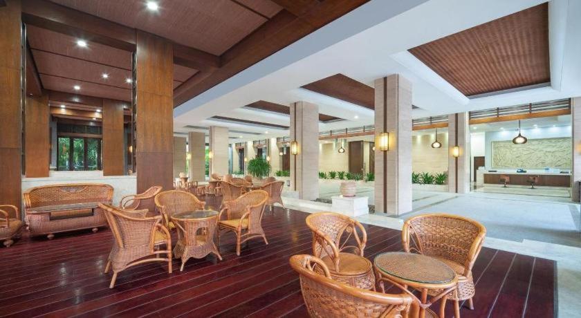 Sanya Shanghai Huating Boutique Resort Hotel