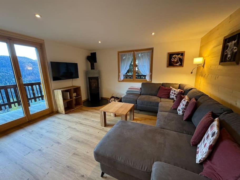 Ferienwohnung Am Hang 1OG