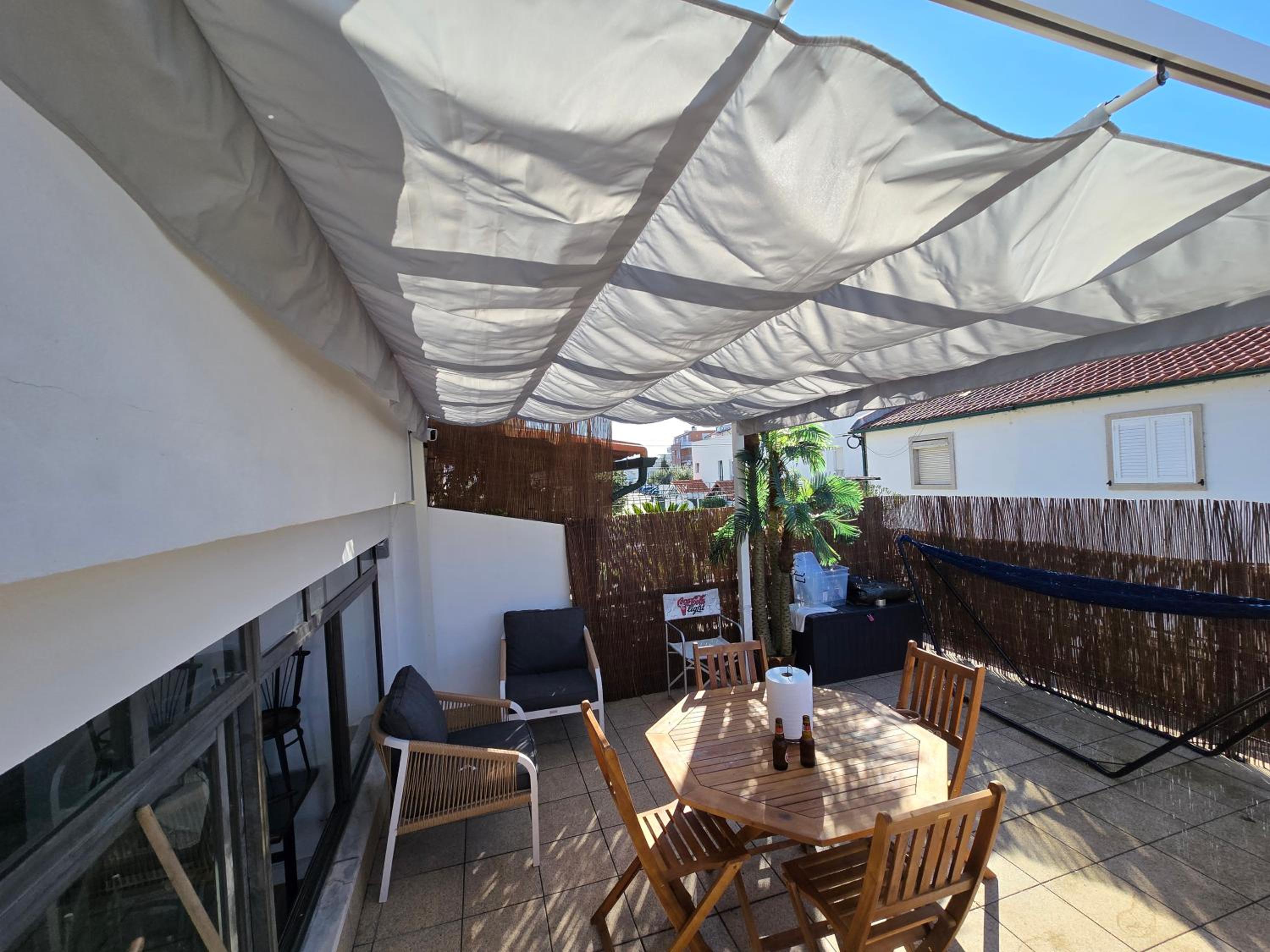 HOUSE ONLY FOR YOU ! 3 bedroom 2wc,BBQ,balcon 2,CENTRO vila! view 4