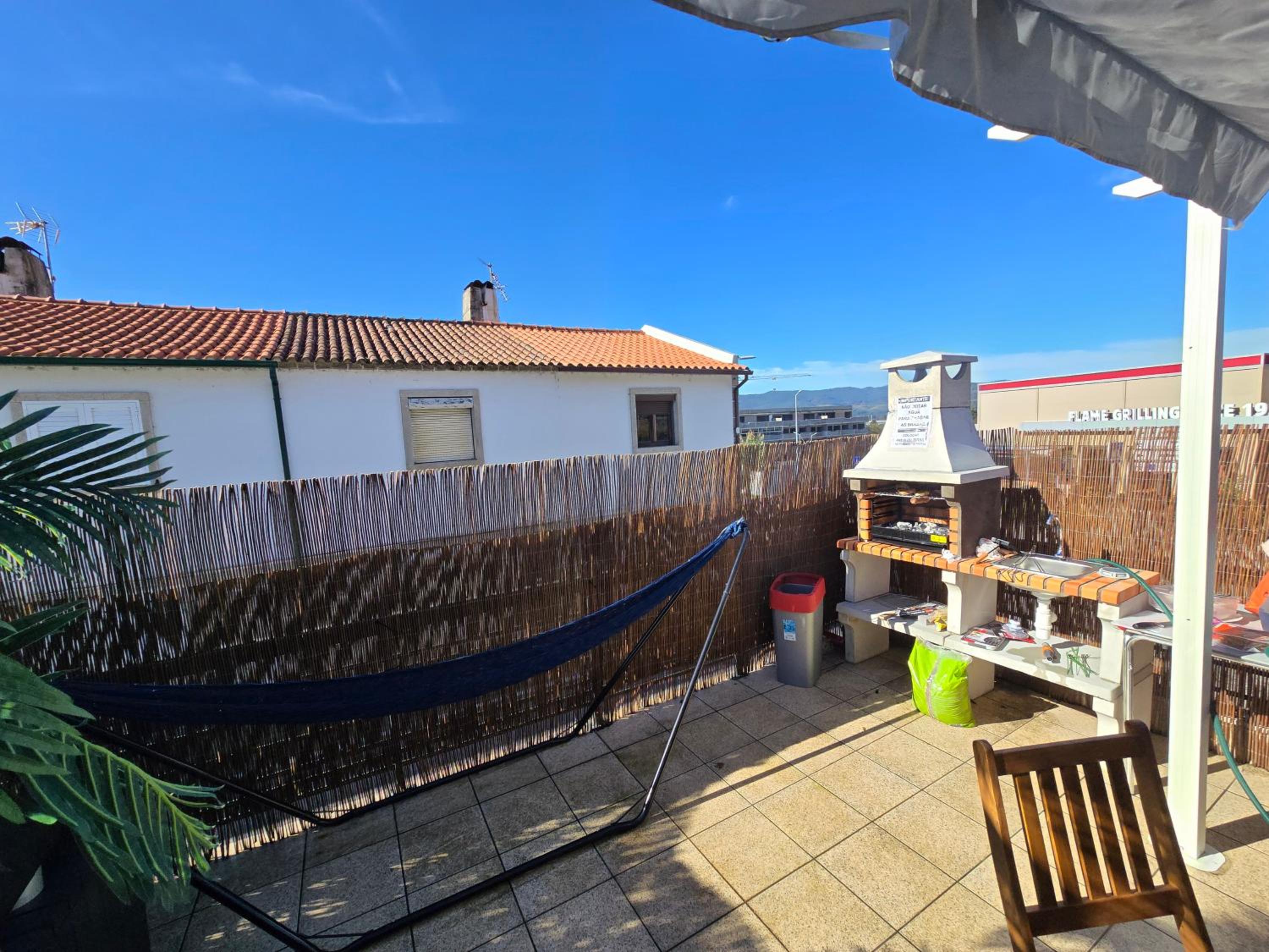 HOUSE ONLY FOR YOU ! 3 bedroom 2wc,BBQ,balcon 2,CENTRO vila! view 3