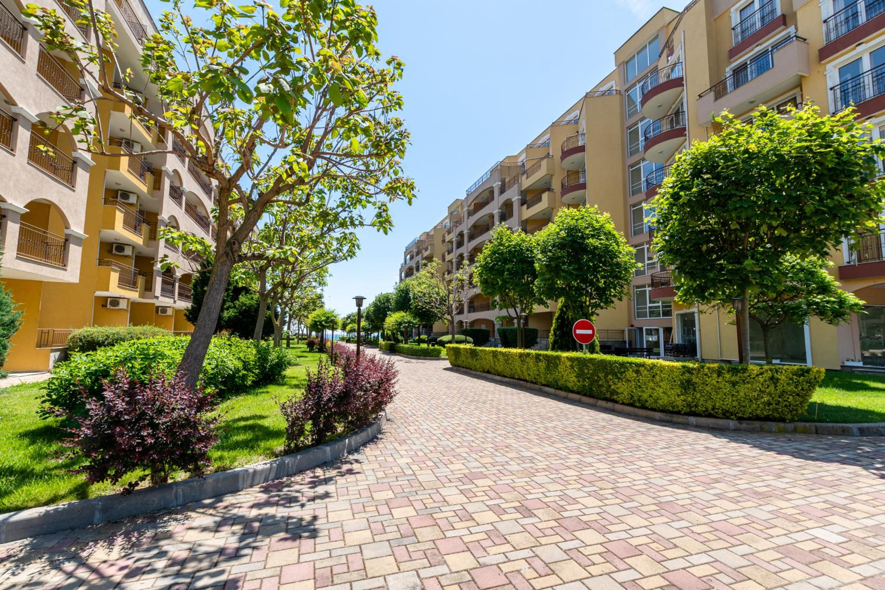 Midia Holiday Apartments