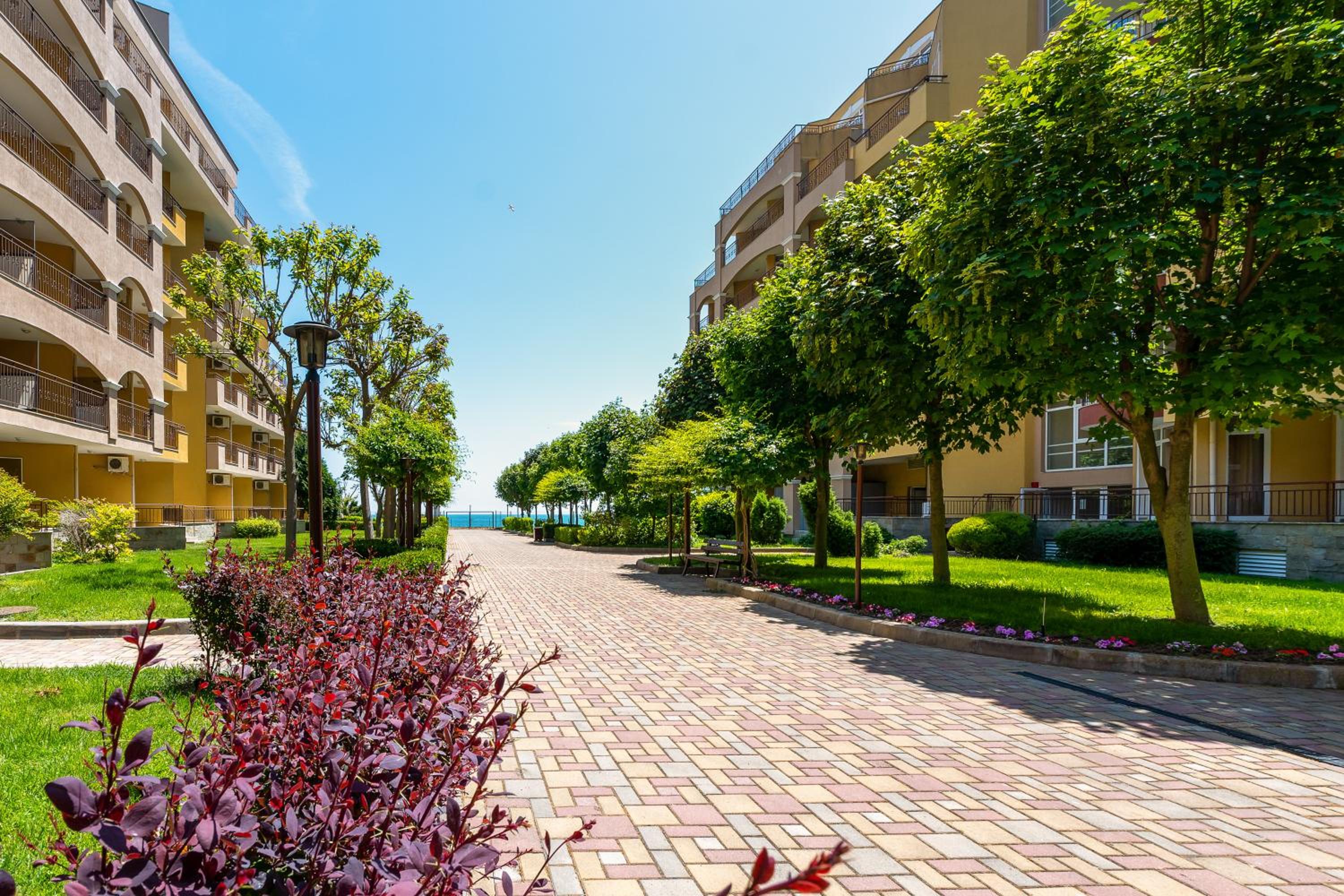 Midia Holiday Apartments