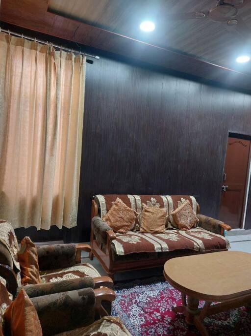 Gunjan Villa Homestay view 3