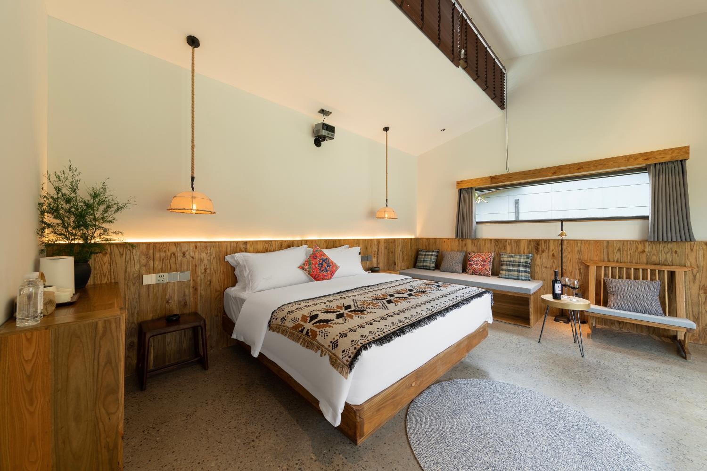 Zhangjiajie Yexi Riverside Holiday Camp