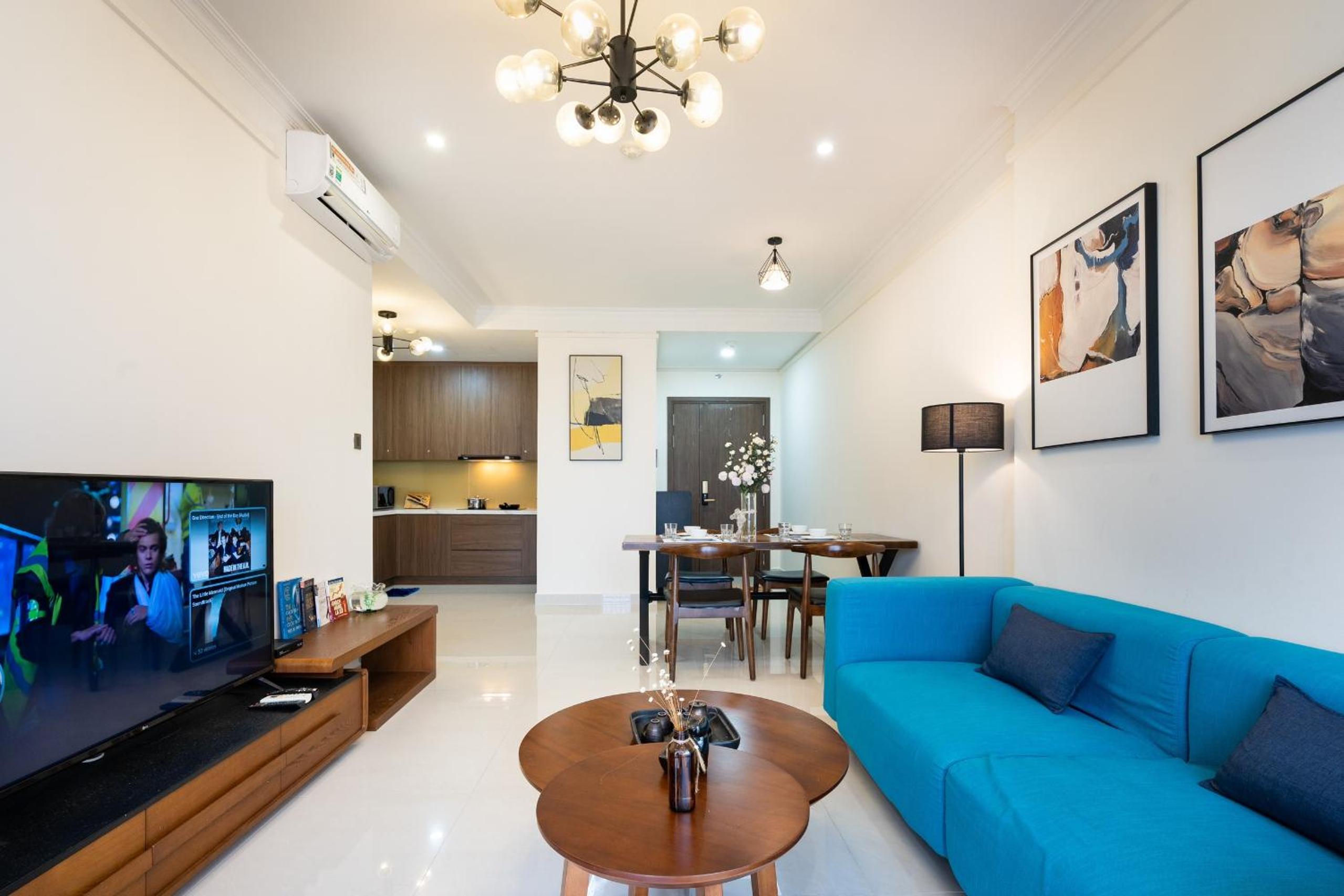 Saigon Royal - Trendy Modern Apartment