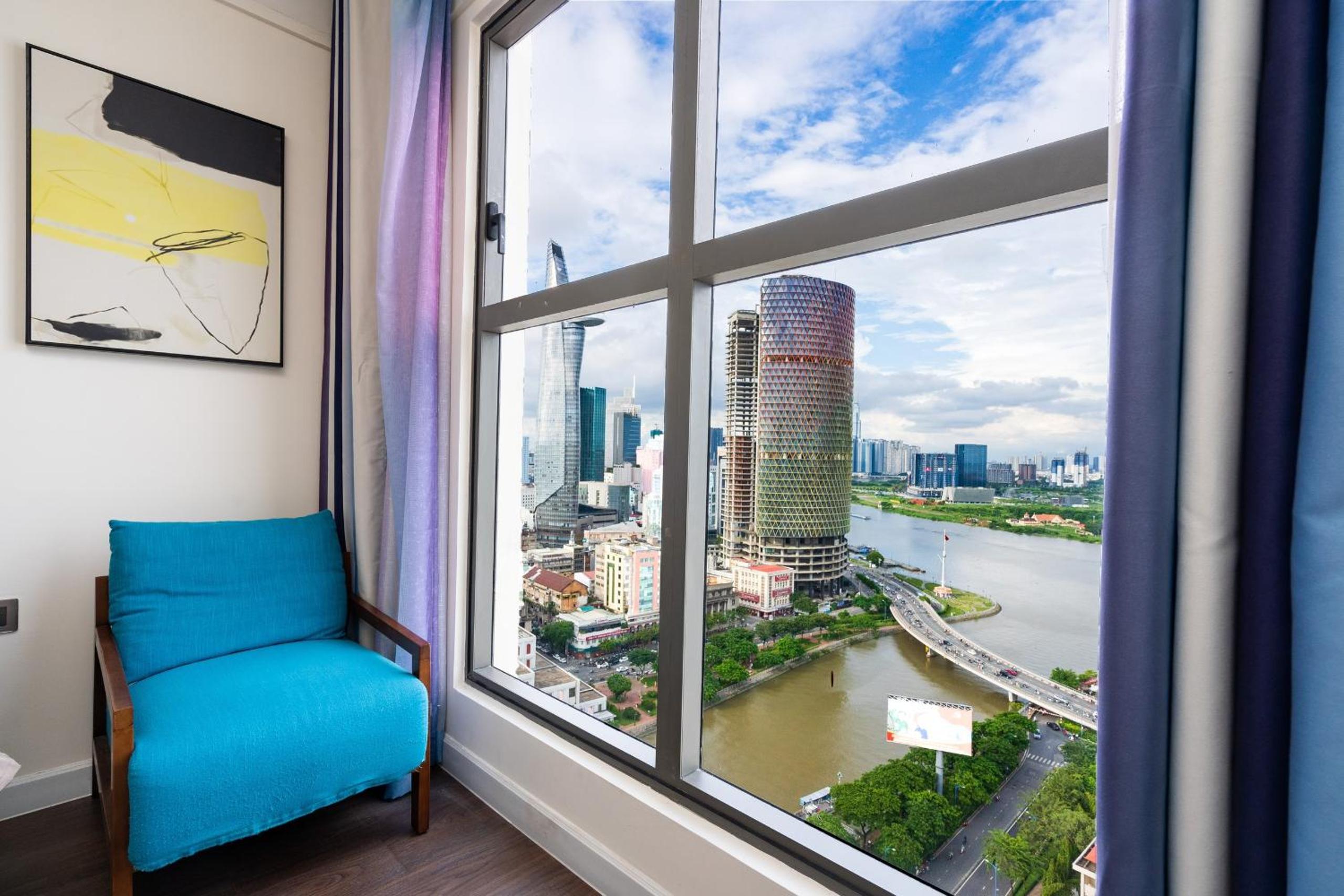 Saigon Royal - Trendy Modern Apartment