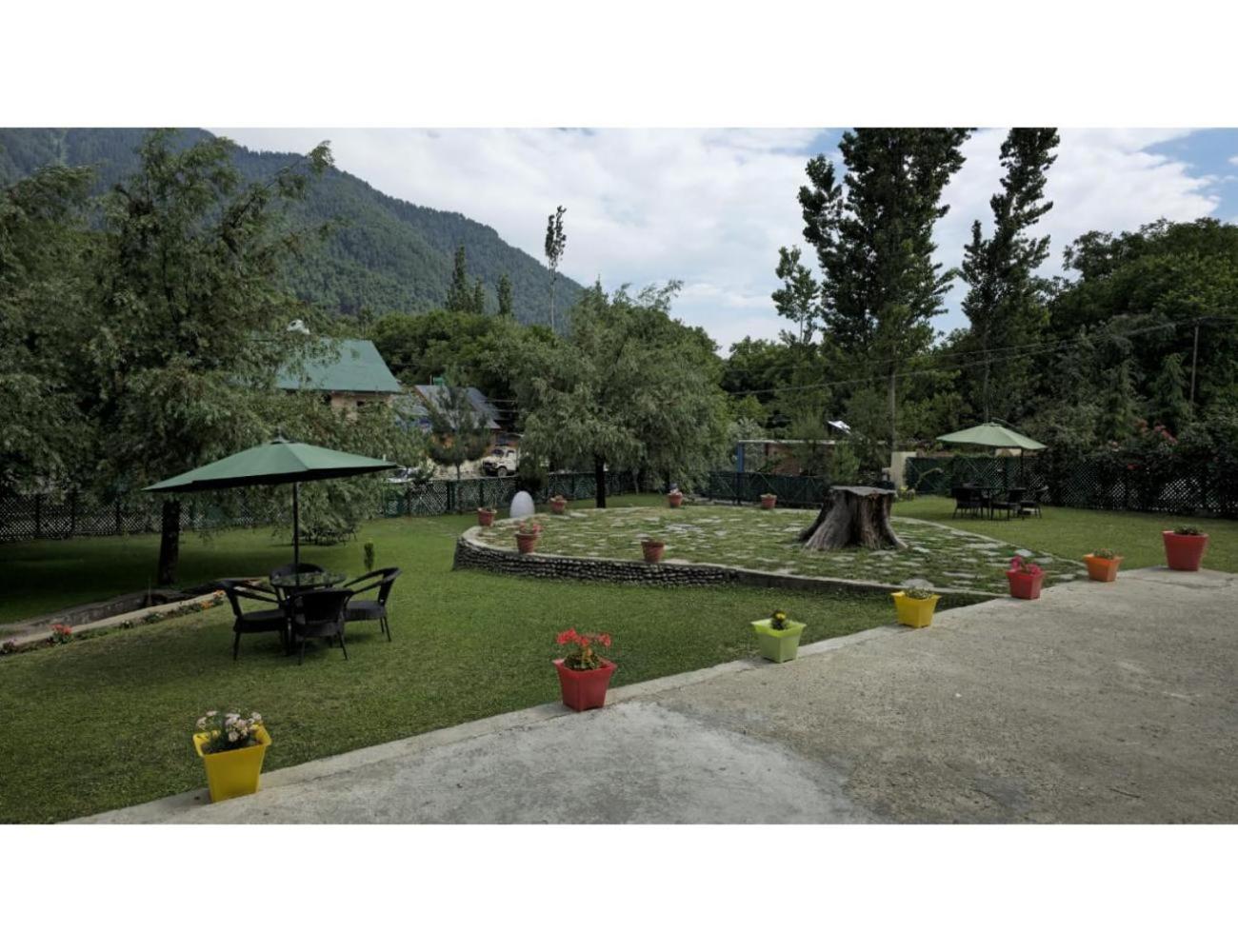 Himalayan Hill Resorts, Pahalgam view 2