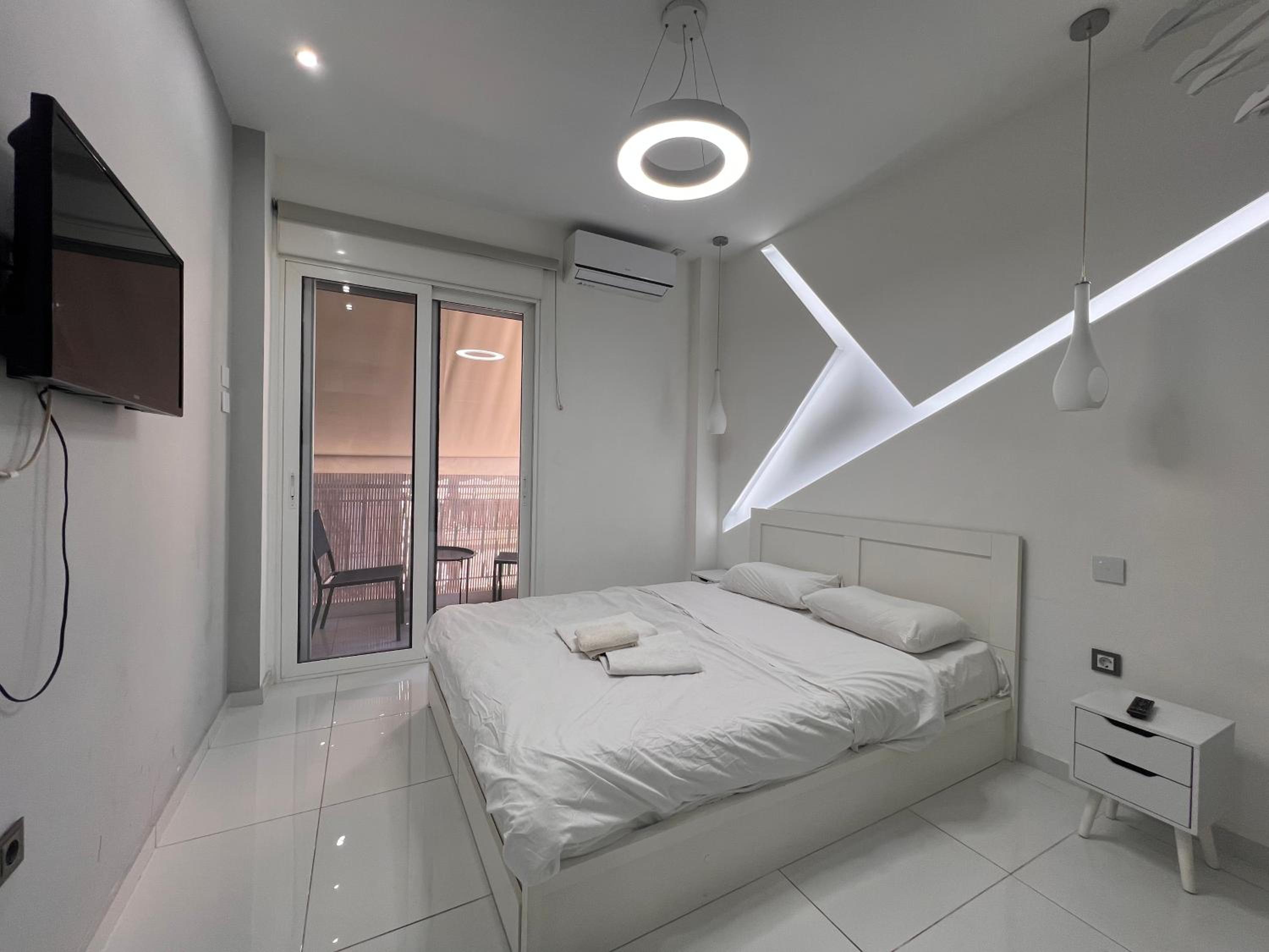 WSD Athens Pireas Stylish 2BD Apt with City View Balcony view 4