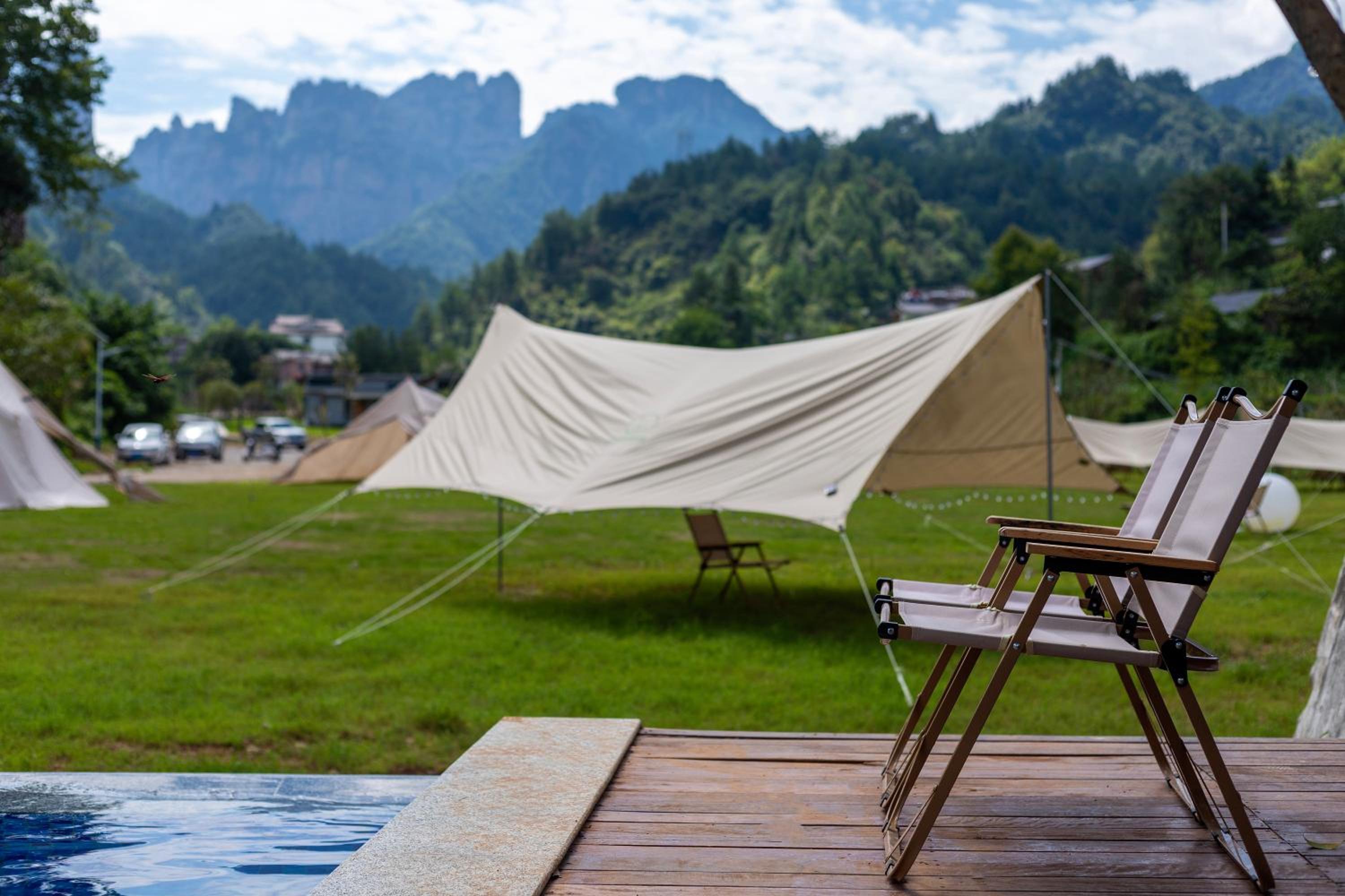 Zhangjiajie Yexi Riverside Holiday Camp