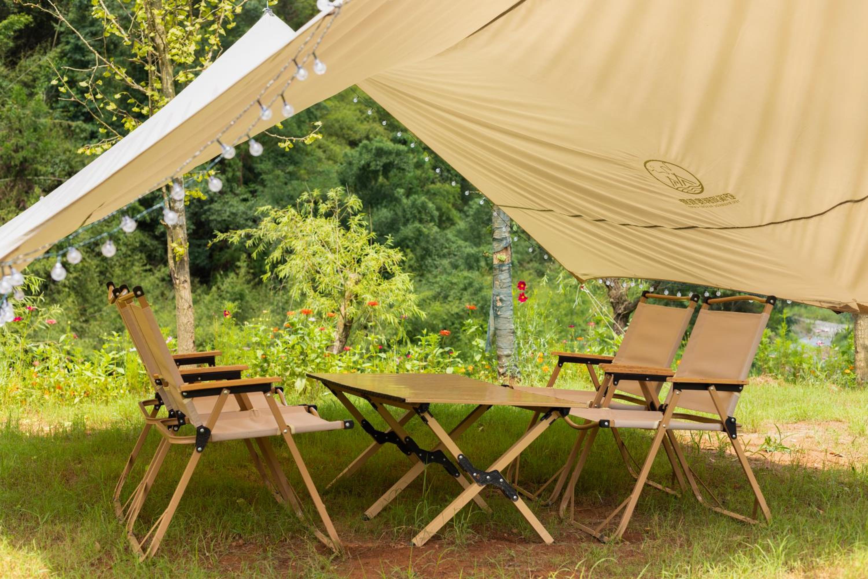 Zhangjiajie Yexi Riverside Holiday Camp