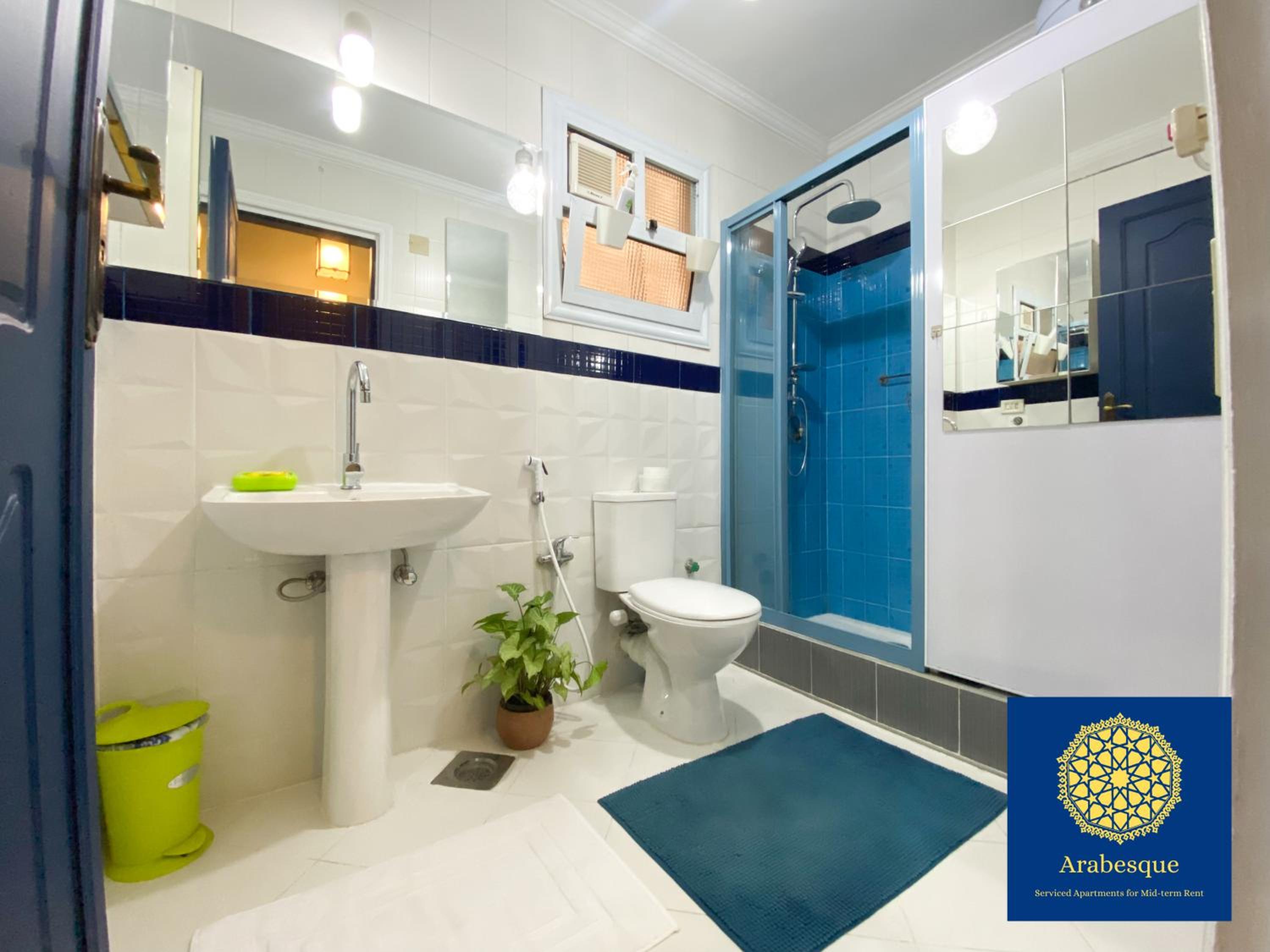 Azure heaven-Cozy Retreat 2BR Apartment in Green Maadi