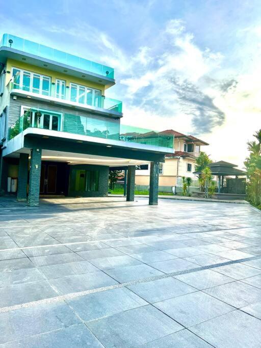 Wawasan Hillvilla