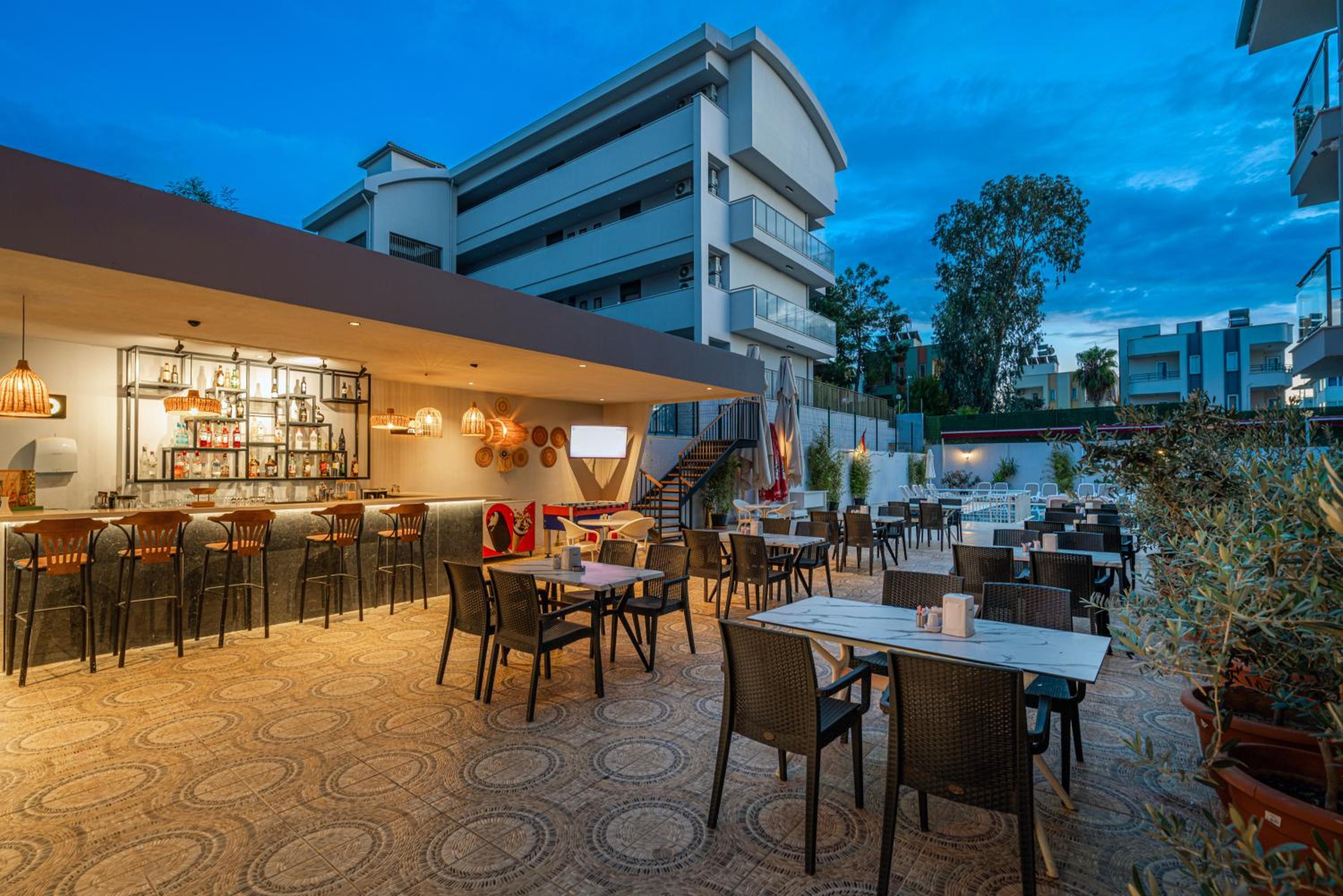 A Hotel Side en Side