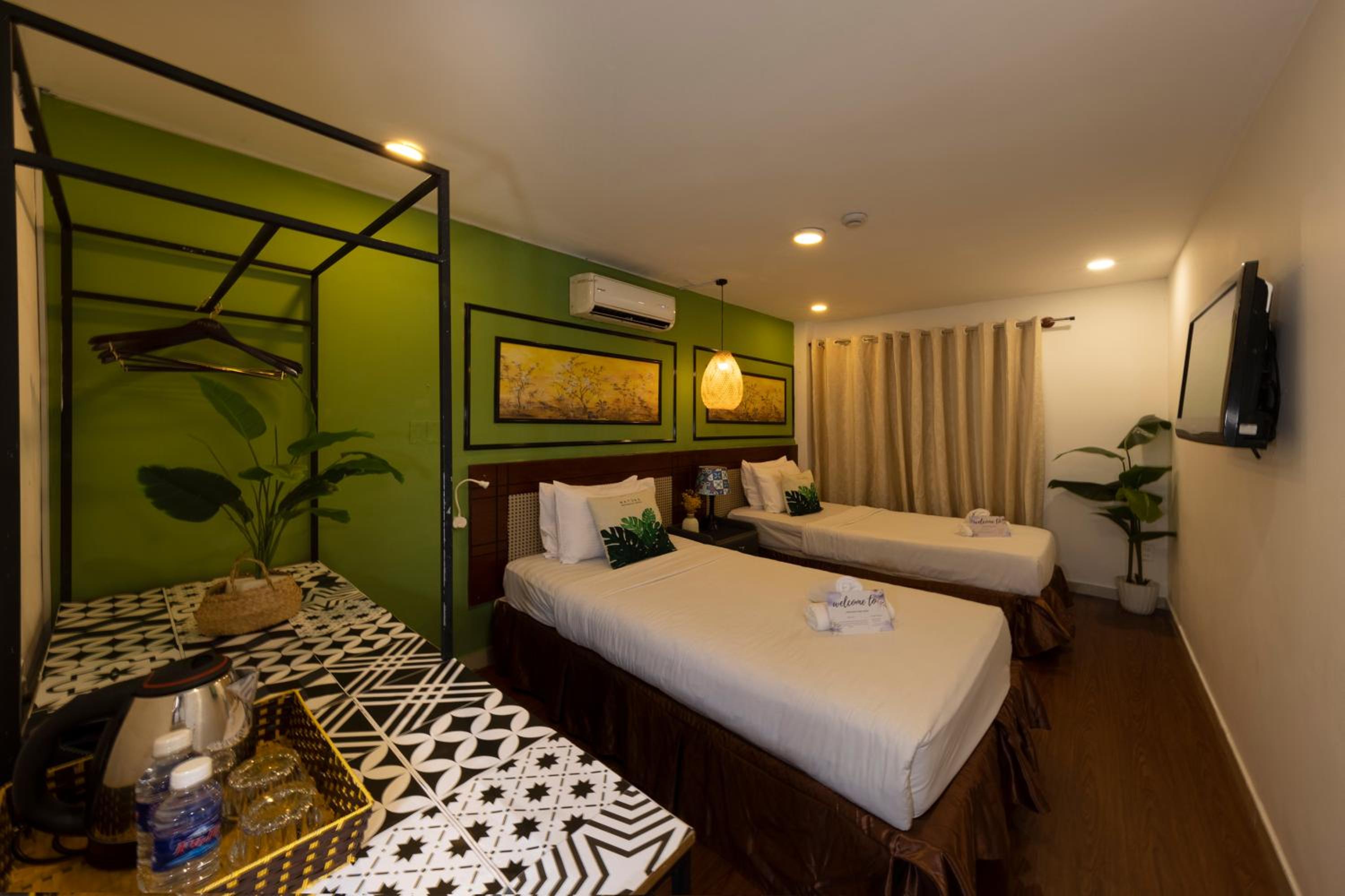 hotel room