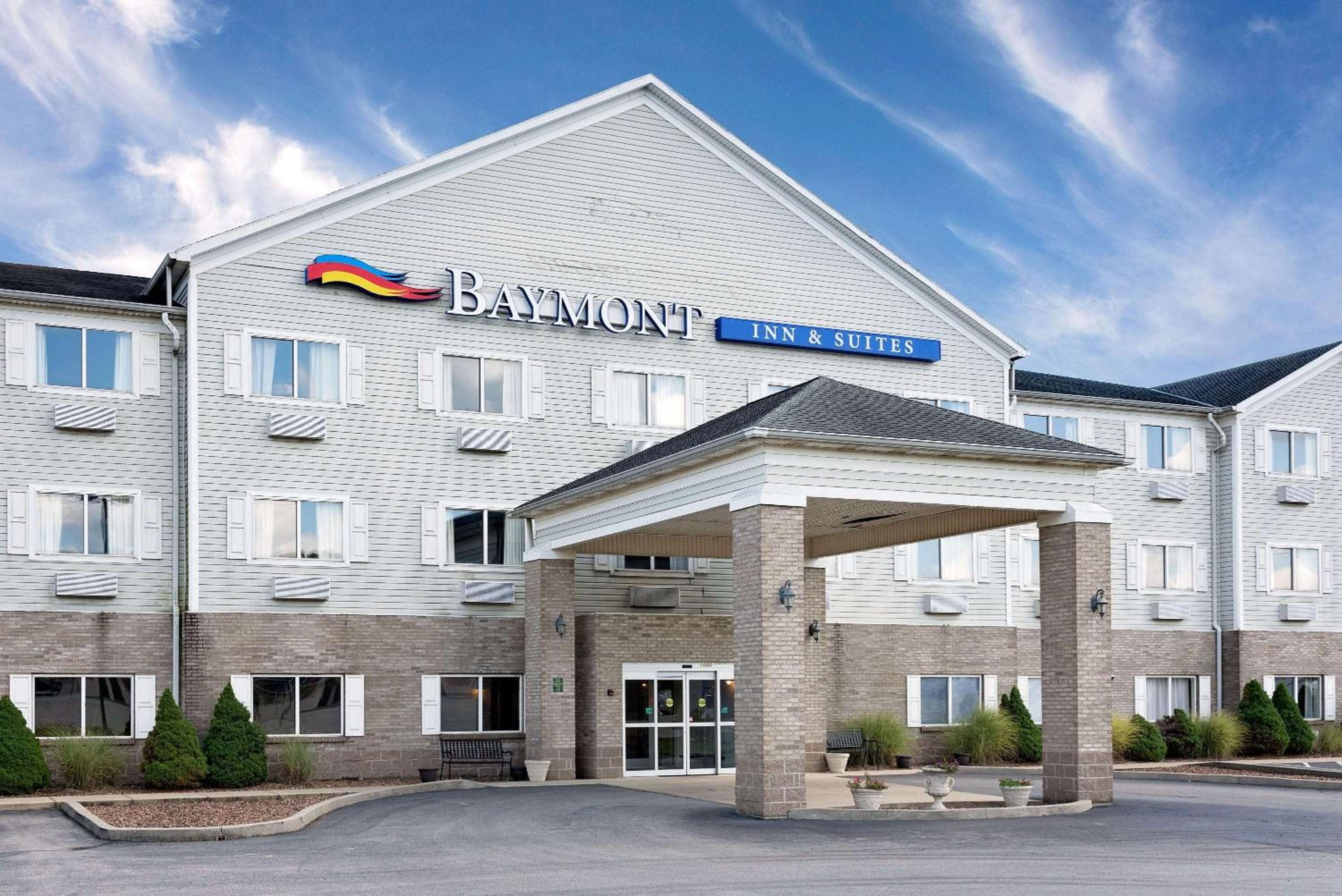 Covington Vacations - Baymont by Wyndham Lawrenceburg - Property Image 1