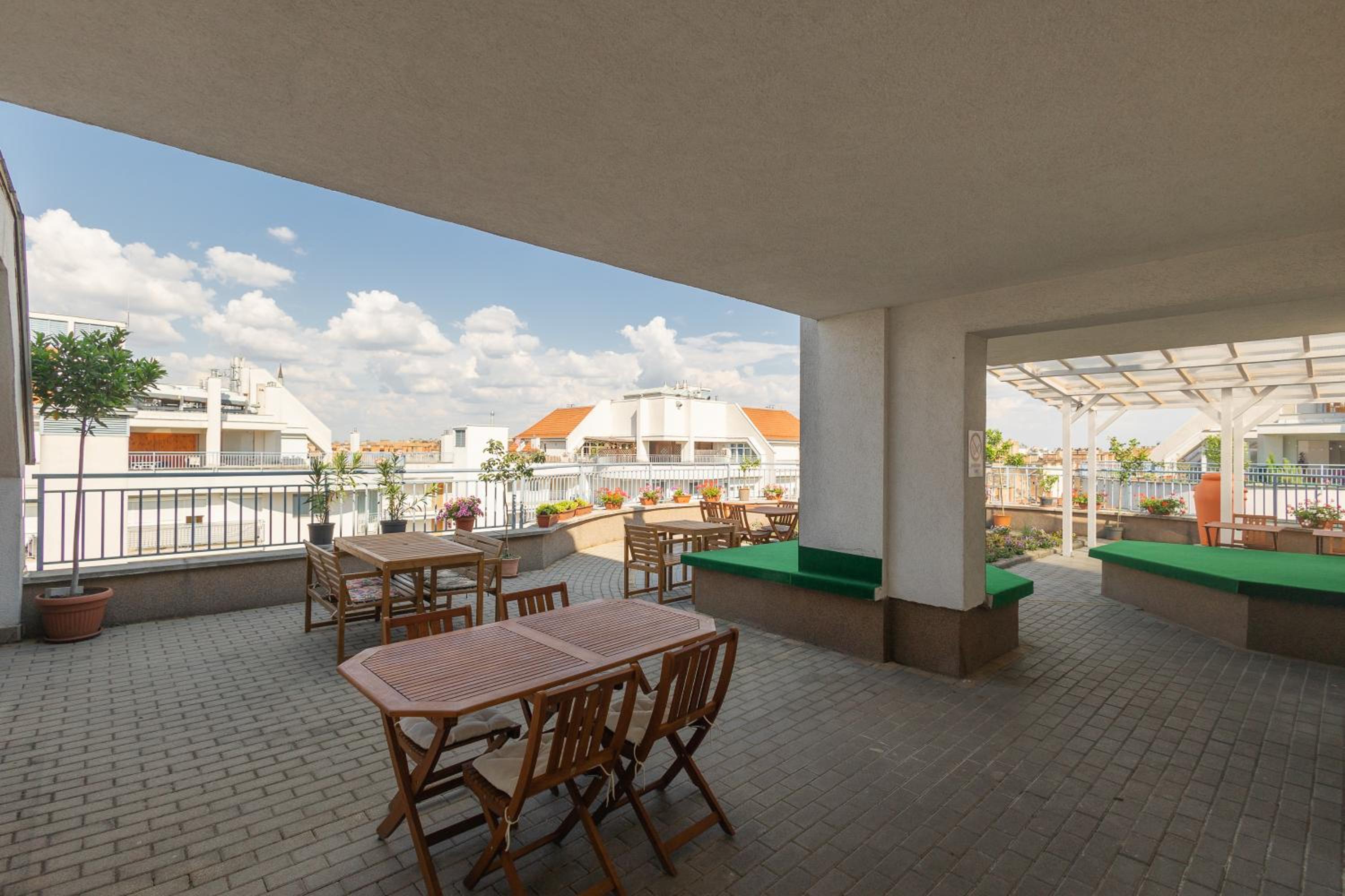 Rooftop City Residence with Deep Garage view 5