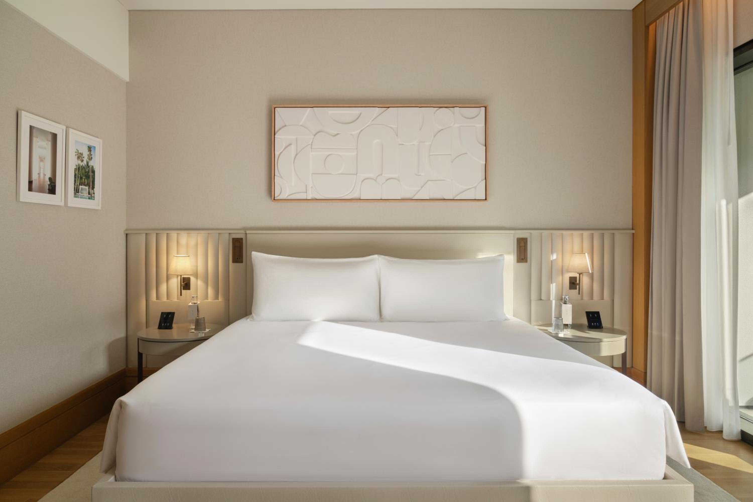 Delano Dubai at Bluewaters