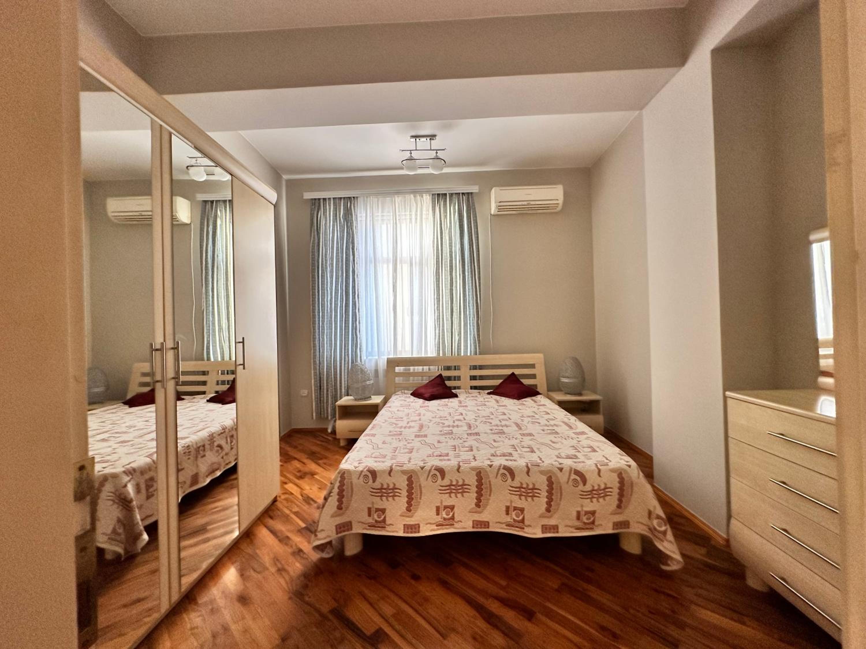 Museum Apartment Formula1 View