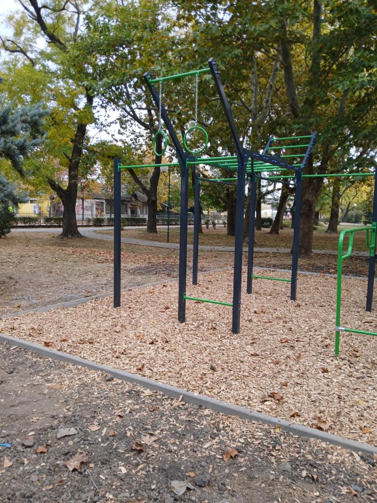 Park View Apartment with Parking Spot