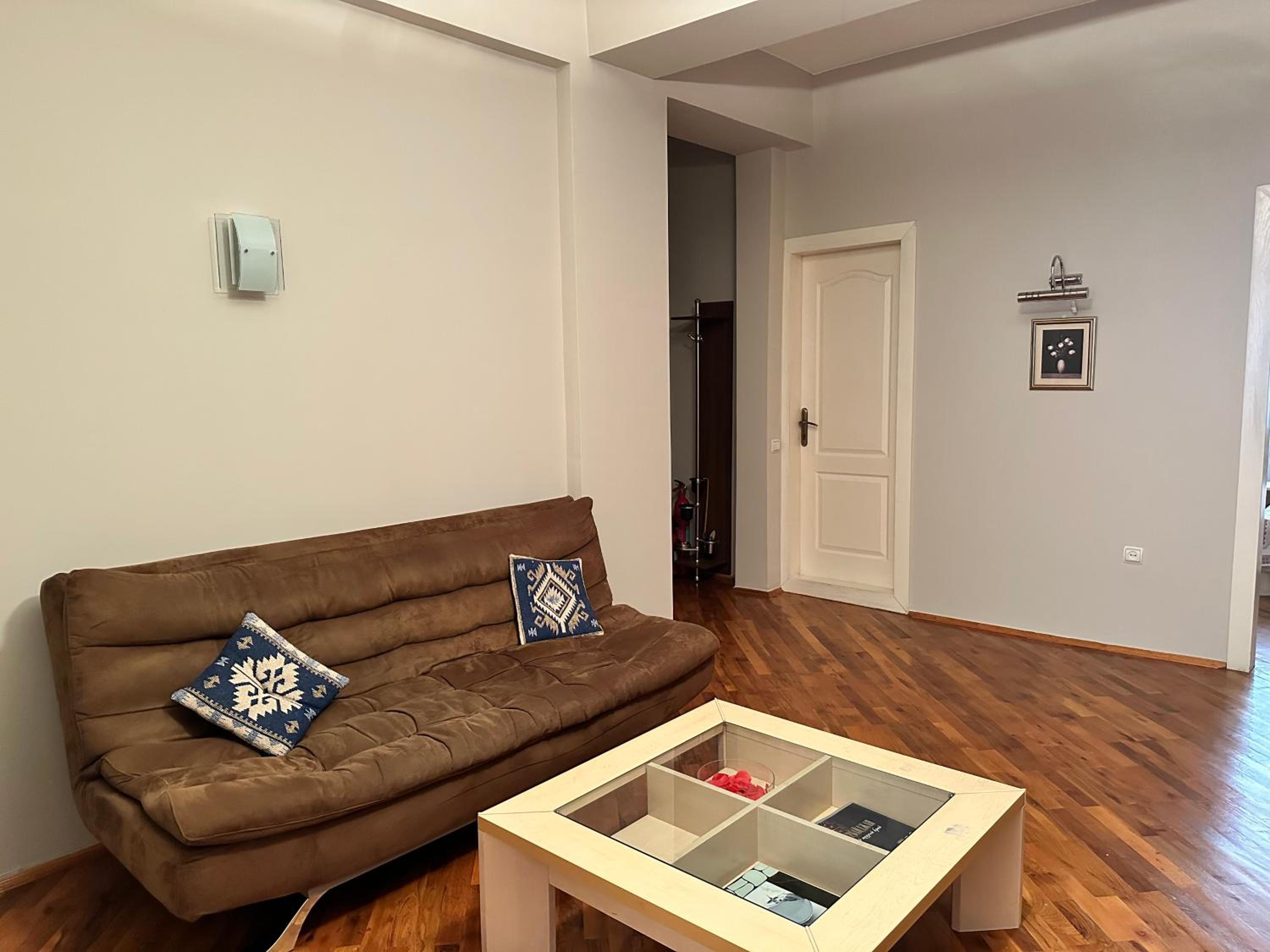 Museum Apartment Formula1 View