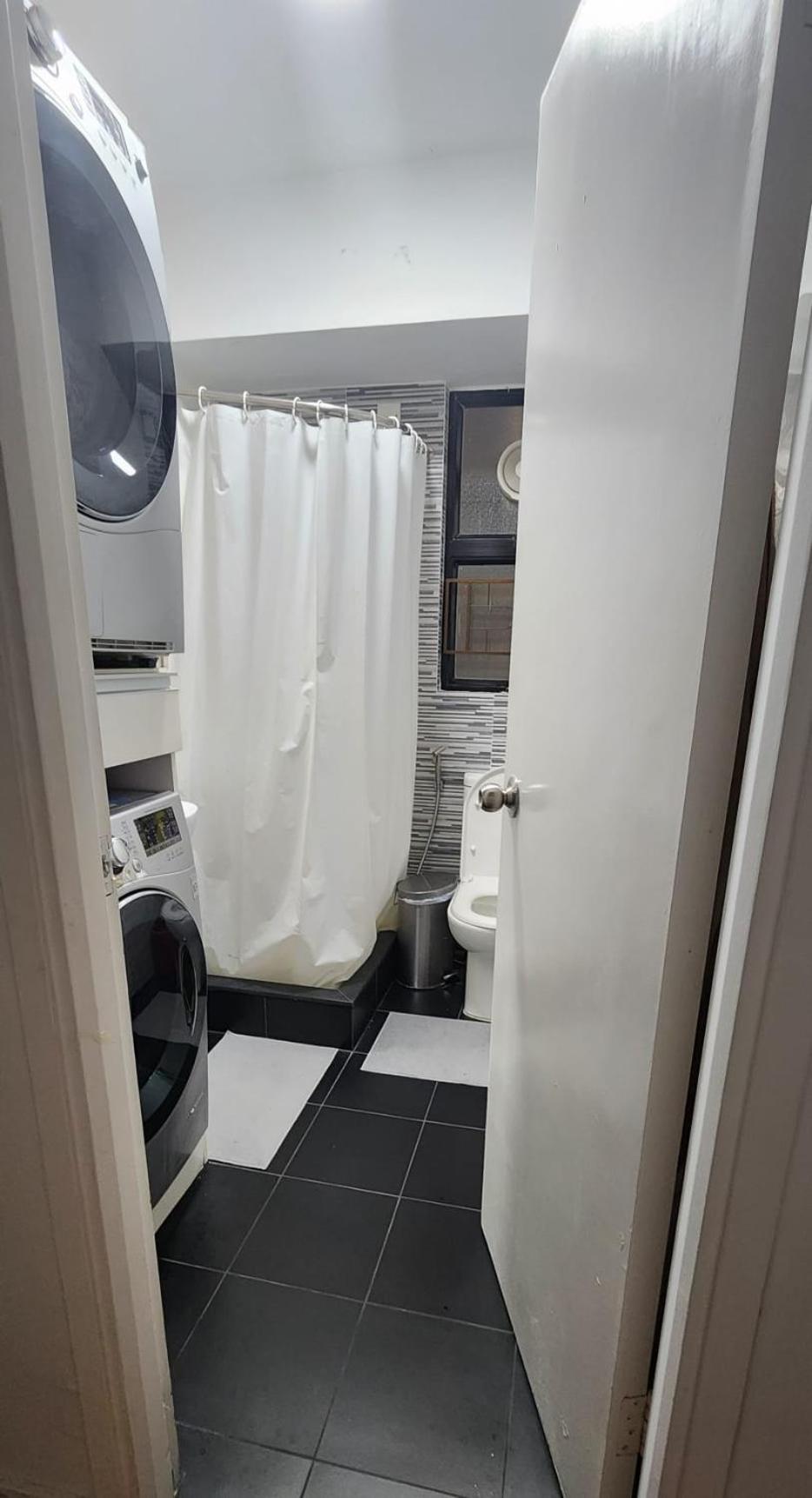 Large Family Apartment near Hong Kong Disney