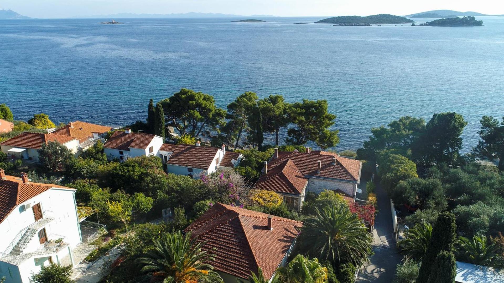 Holiday House Lido view 5