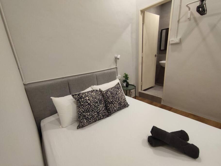 Heritage House 5BR with Dipping Pool, Central Location Near Street Art 47 photo 4