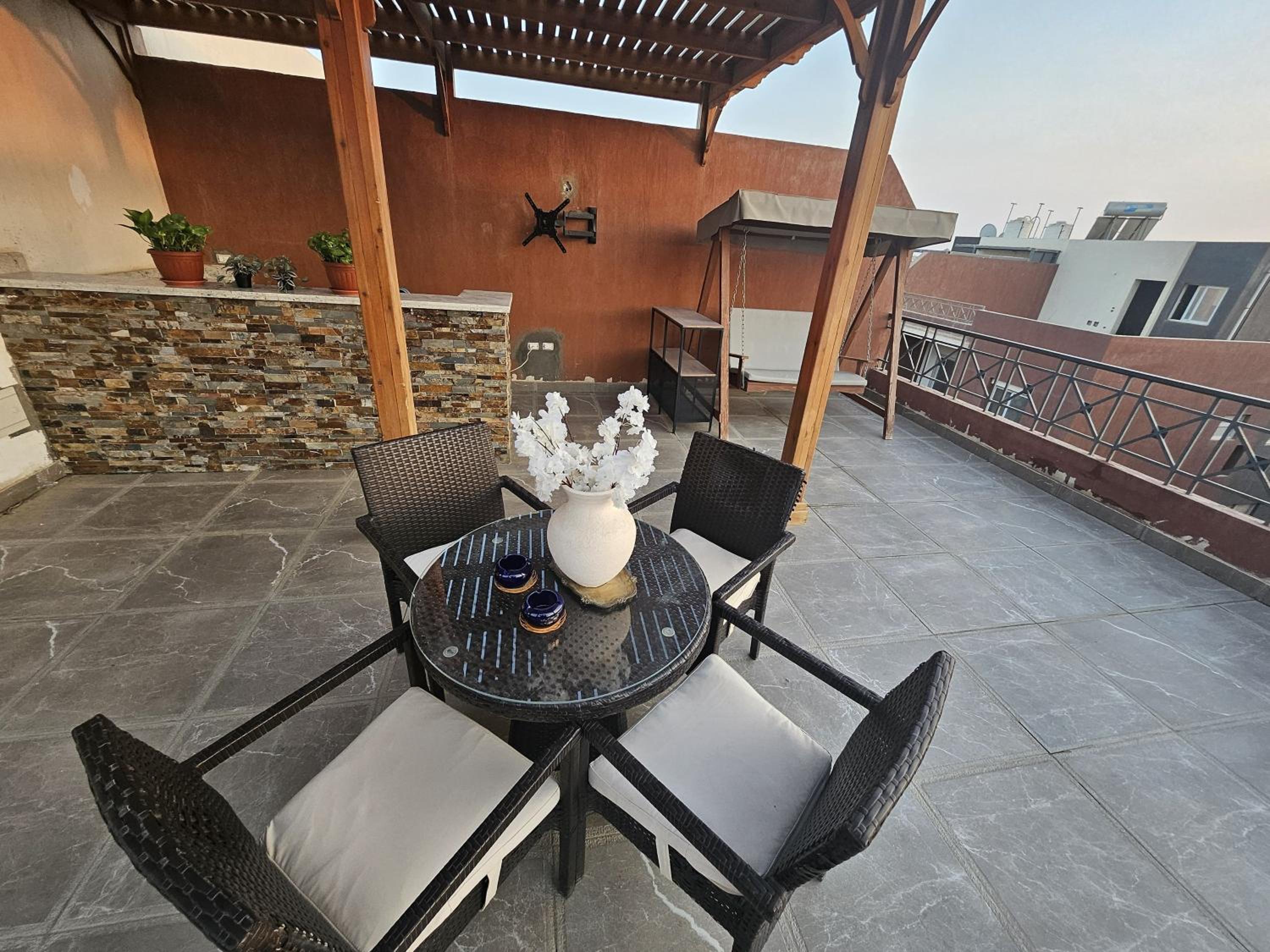 Beautiful guest suite Rooftop in Zayed