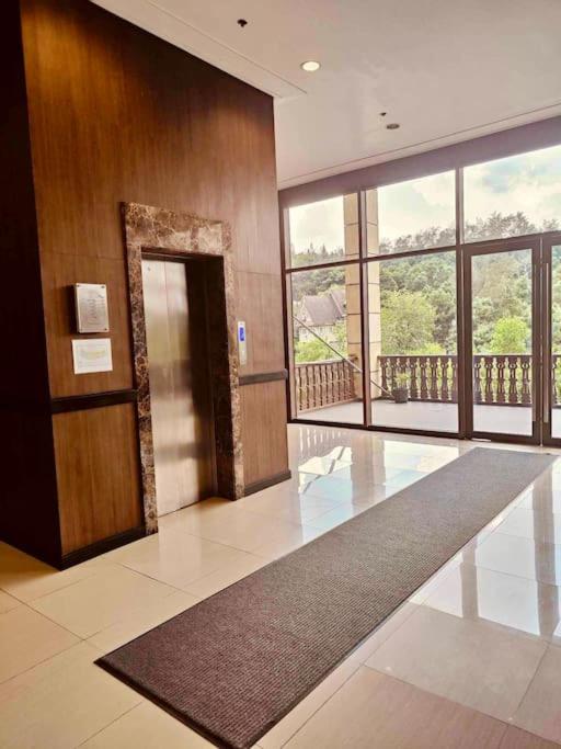 The Hideaway - Scenic Views in Crosswind Tagaytay