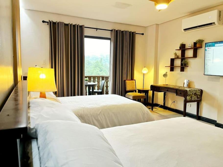 The Hideaway - Scenic Views in Crosswind Tagaytay