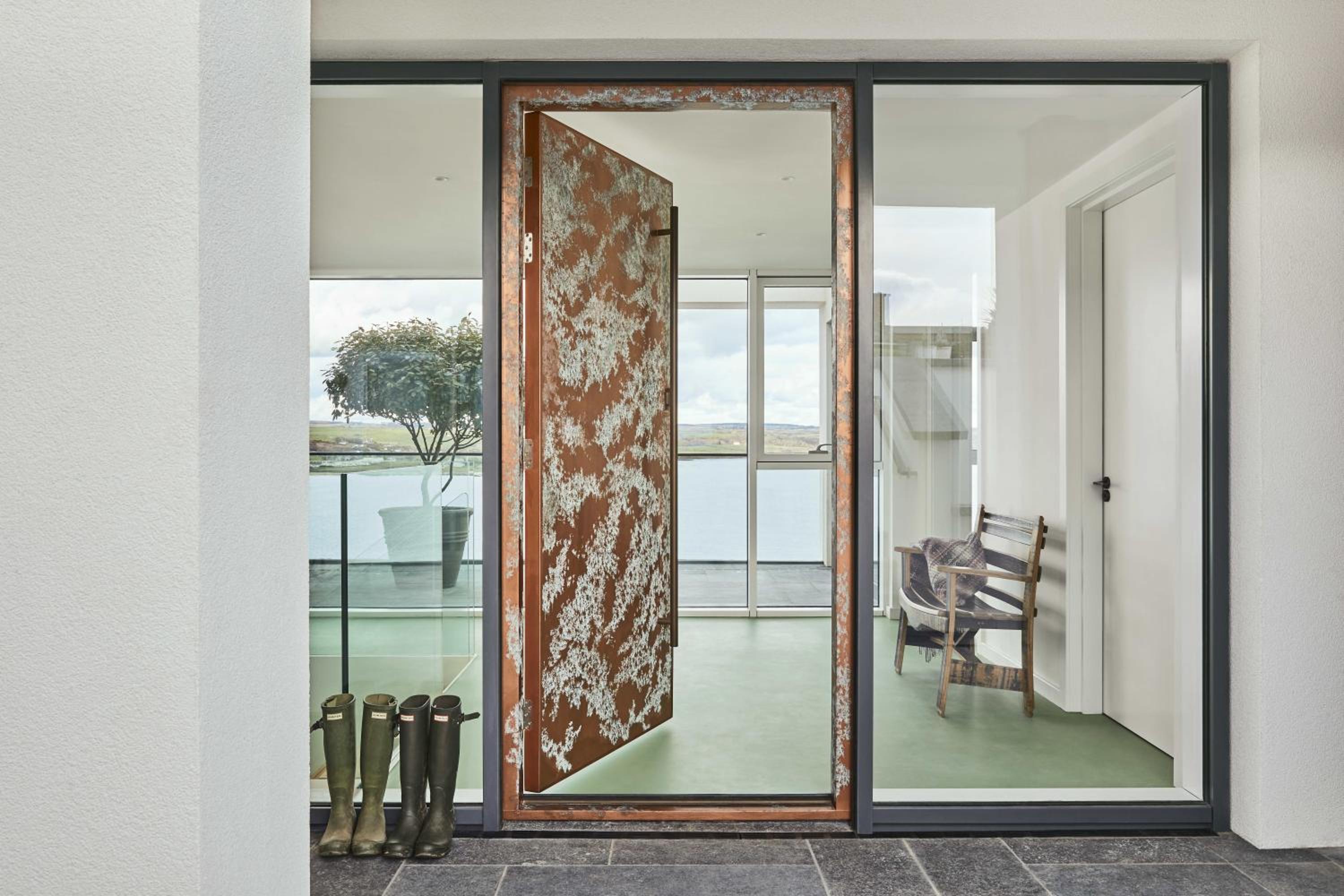 Expansive six bedroom villa with uninterrupted views over Ardmore Bay below view 3