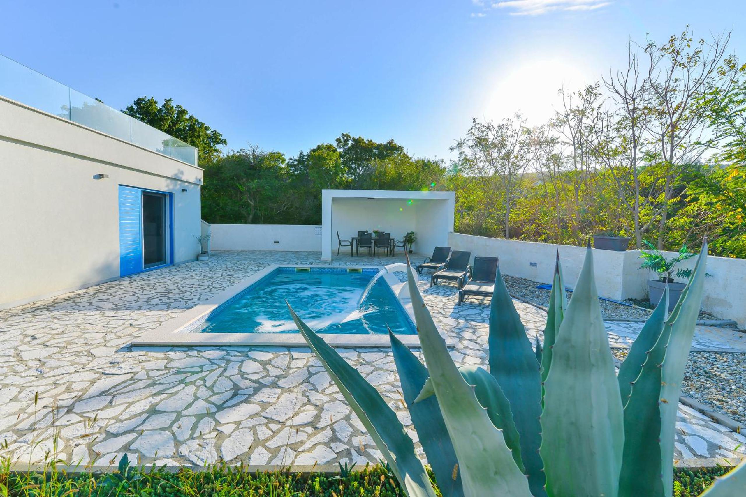 Villa Anna with pool, Zadar County view 5