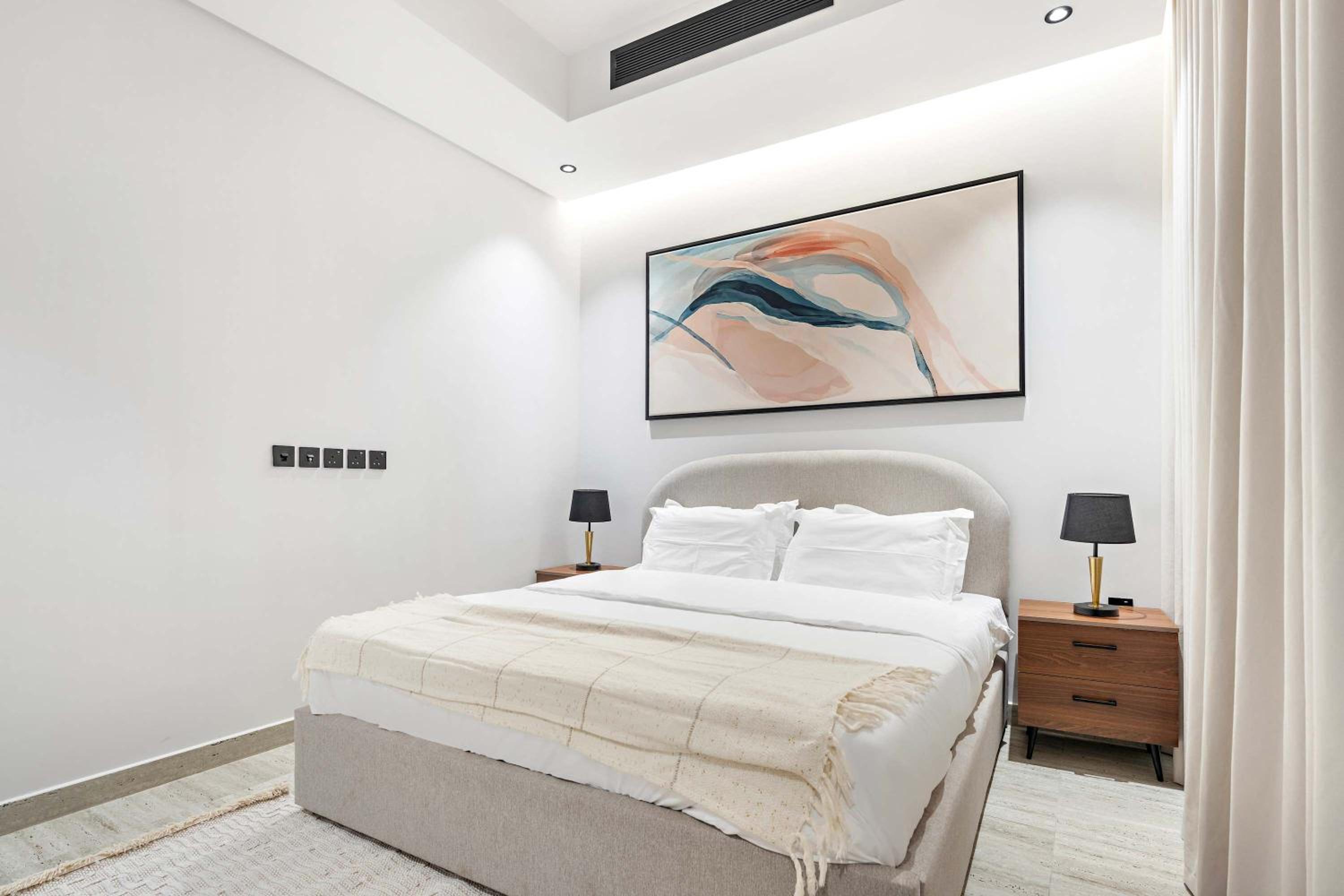 Silkhaus Modern & Aesthetic 2BDR in Al Muruj